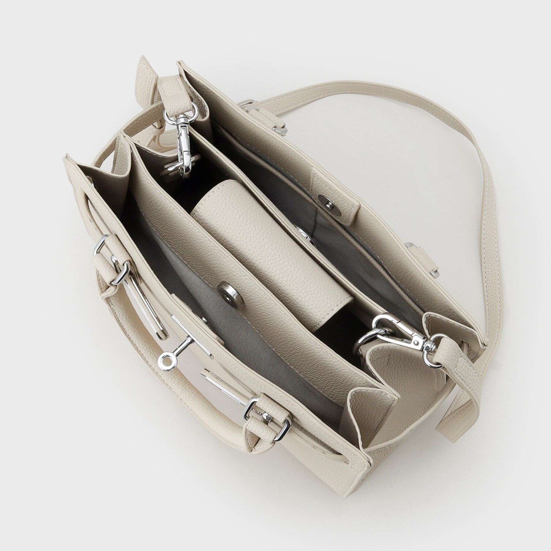 INDIVI「【合皮／フォーマル】ショルダー付きスクエアバッグ」|ショルダー・メッセンジャー|