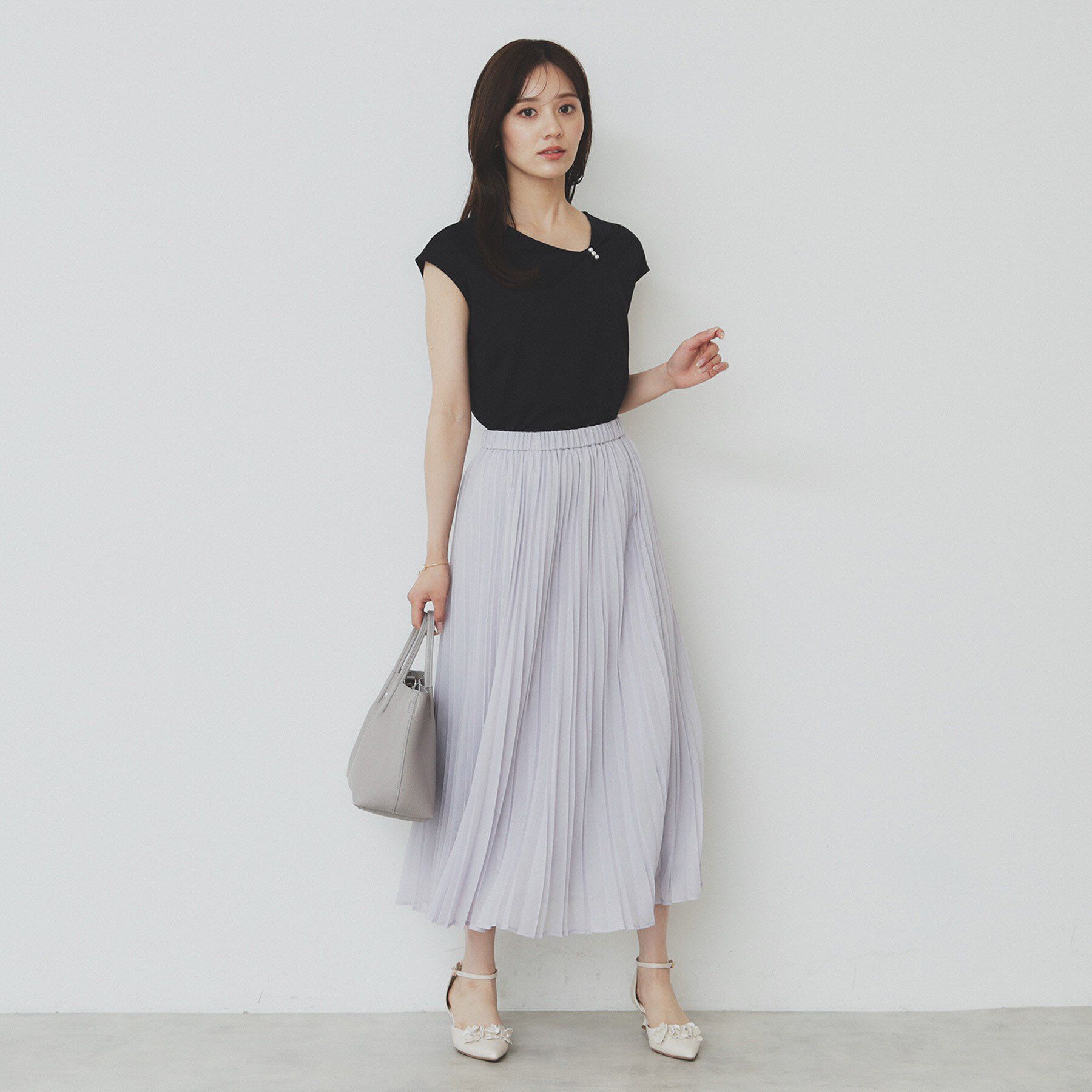 index「アシメリボンフレンチトップス【接触冷感/UVケア/洗濯機洗い可】」|Tシャツ・カットソー|