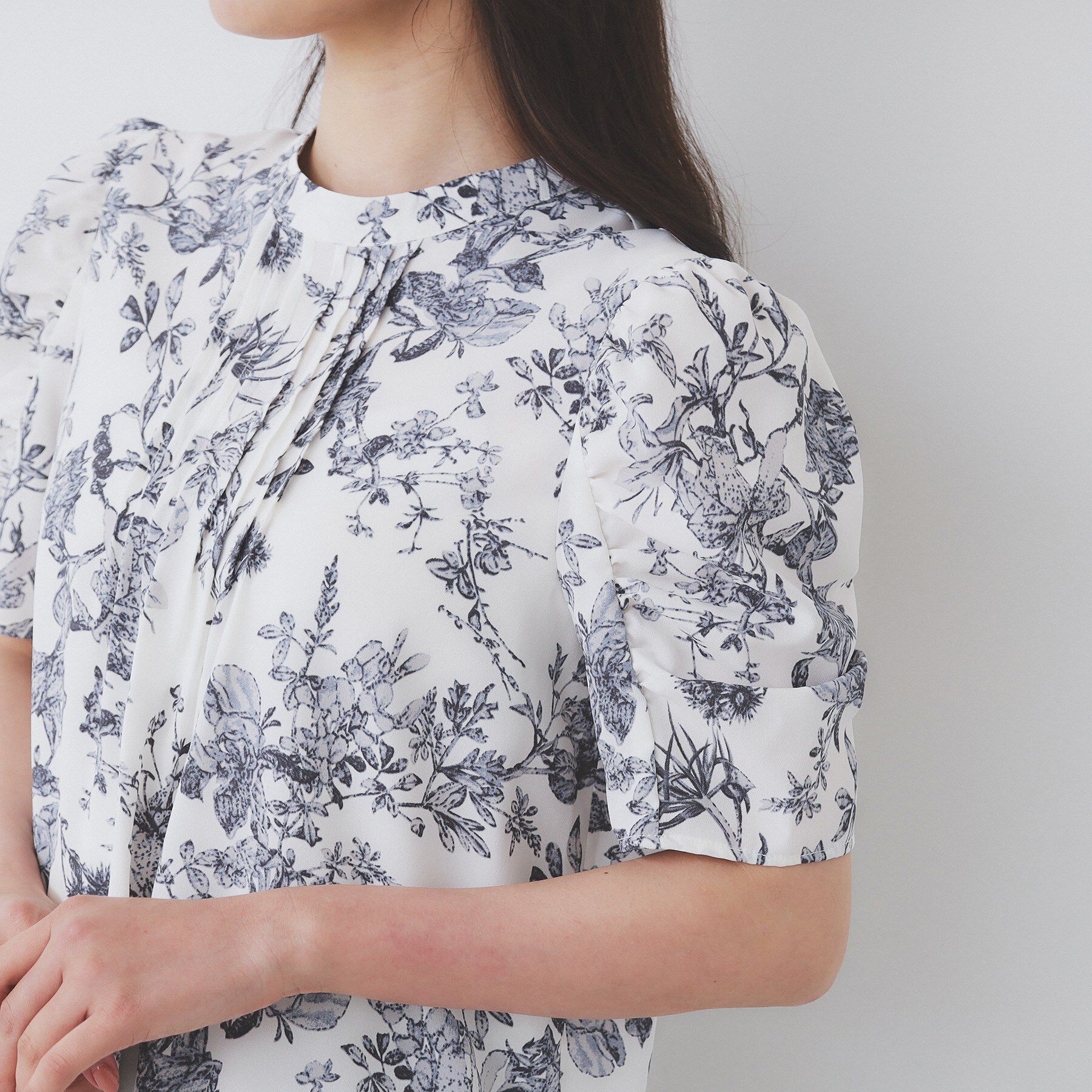 index「柄プリントピンタックブラウス【洗濯機洗い可/イージーアイロン/防シワ】」|シャツ・ブラウス|