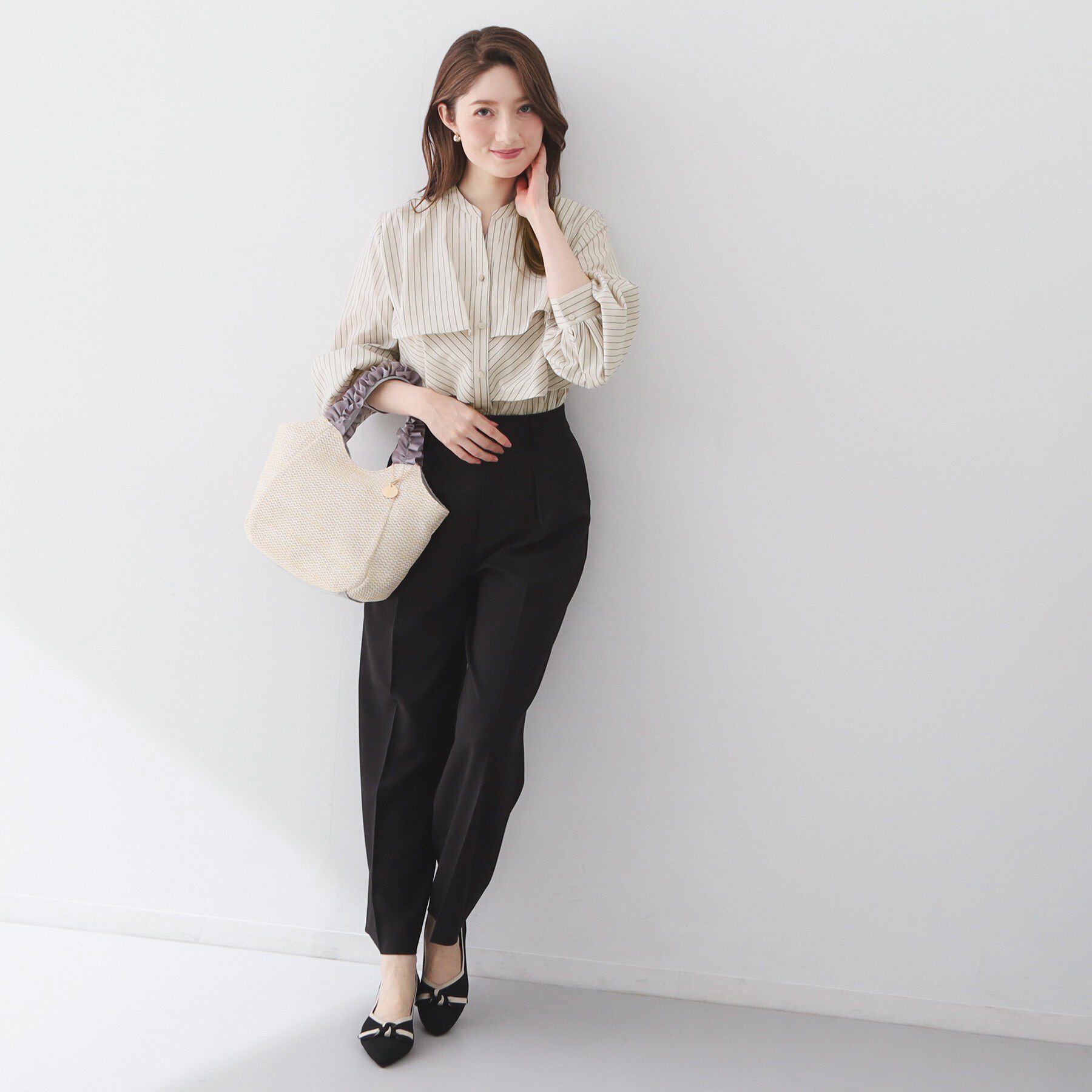 index「フリルキーネックシャツ【洗濯機OK/イージーアイロン/防シワ】《XS-LL/7col》」|シャツ・ブラウス|