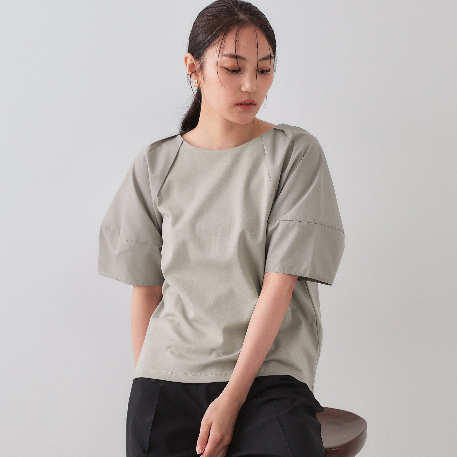 OPAQUE.CLIP「《S-LLサイズ》ランタンスリーブトップス【UV/接触冷感/洗濯機洗い可】」|Tシャツ・カットソー|グレージュ(050)