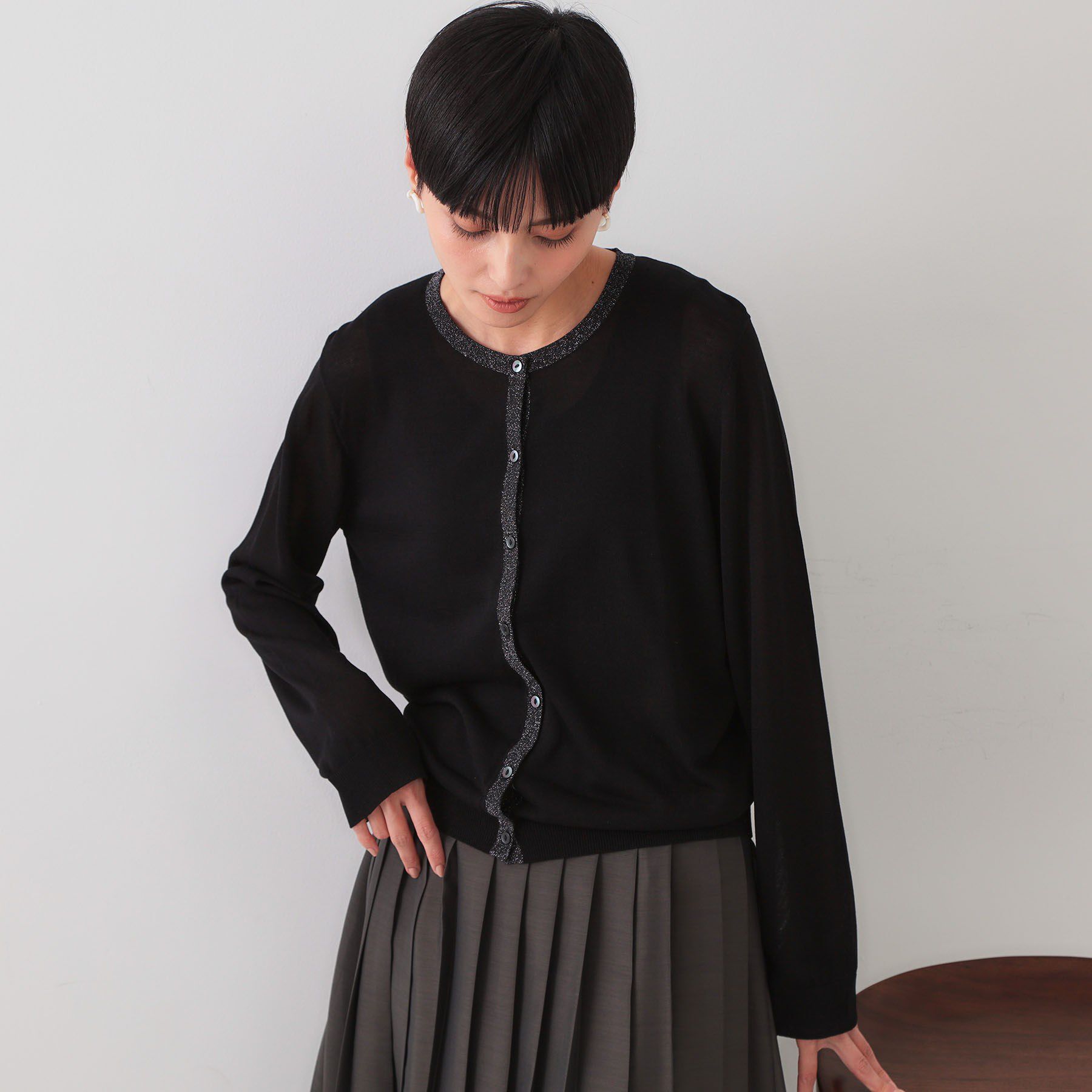 OPAQUE.CLIP「配色ラメニットカーディガン/アンサンブル対応【洗濯機洗い可/抗ピル】」|カーディガン|ブラック(019)