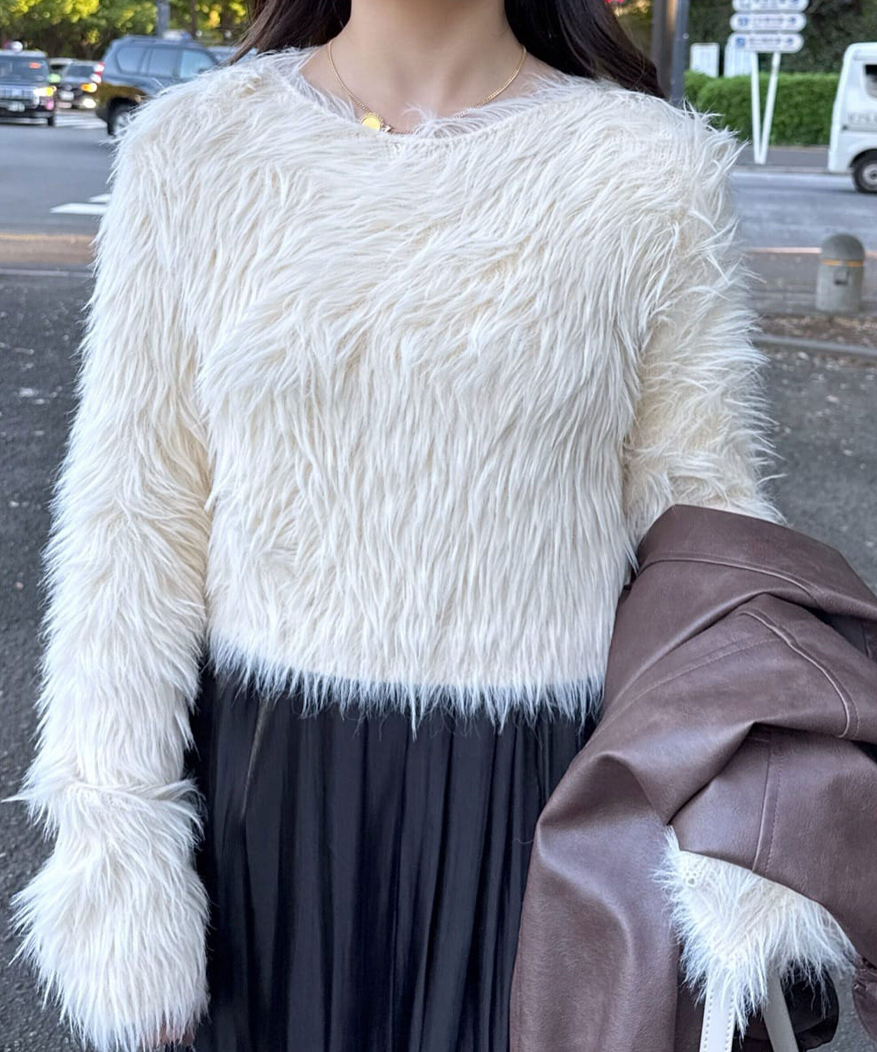  「ショート丈ロングシャギーニット」|ニット・セーター|