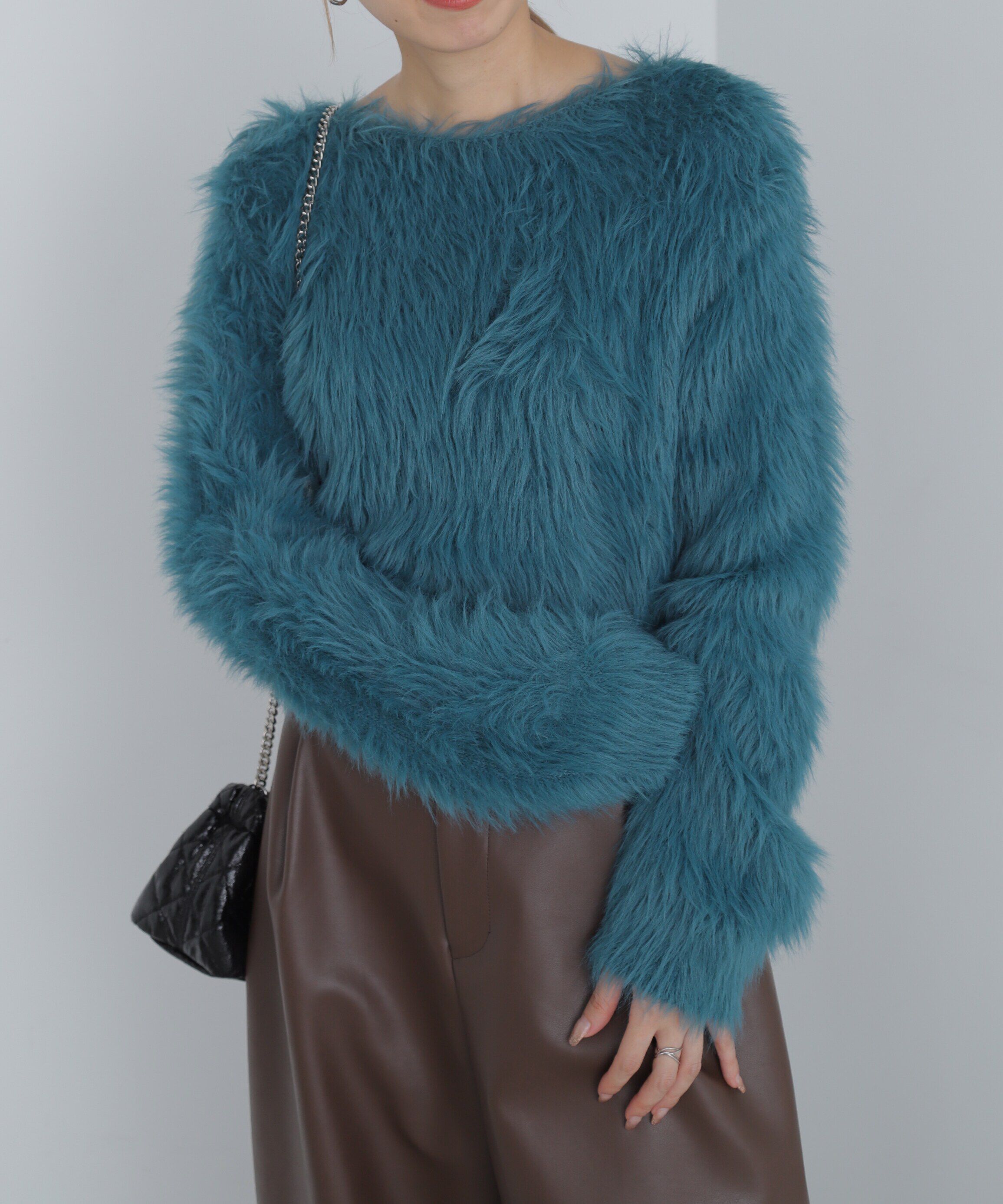  「ショート丈ロングシャギーニット」|ニット・セーター|