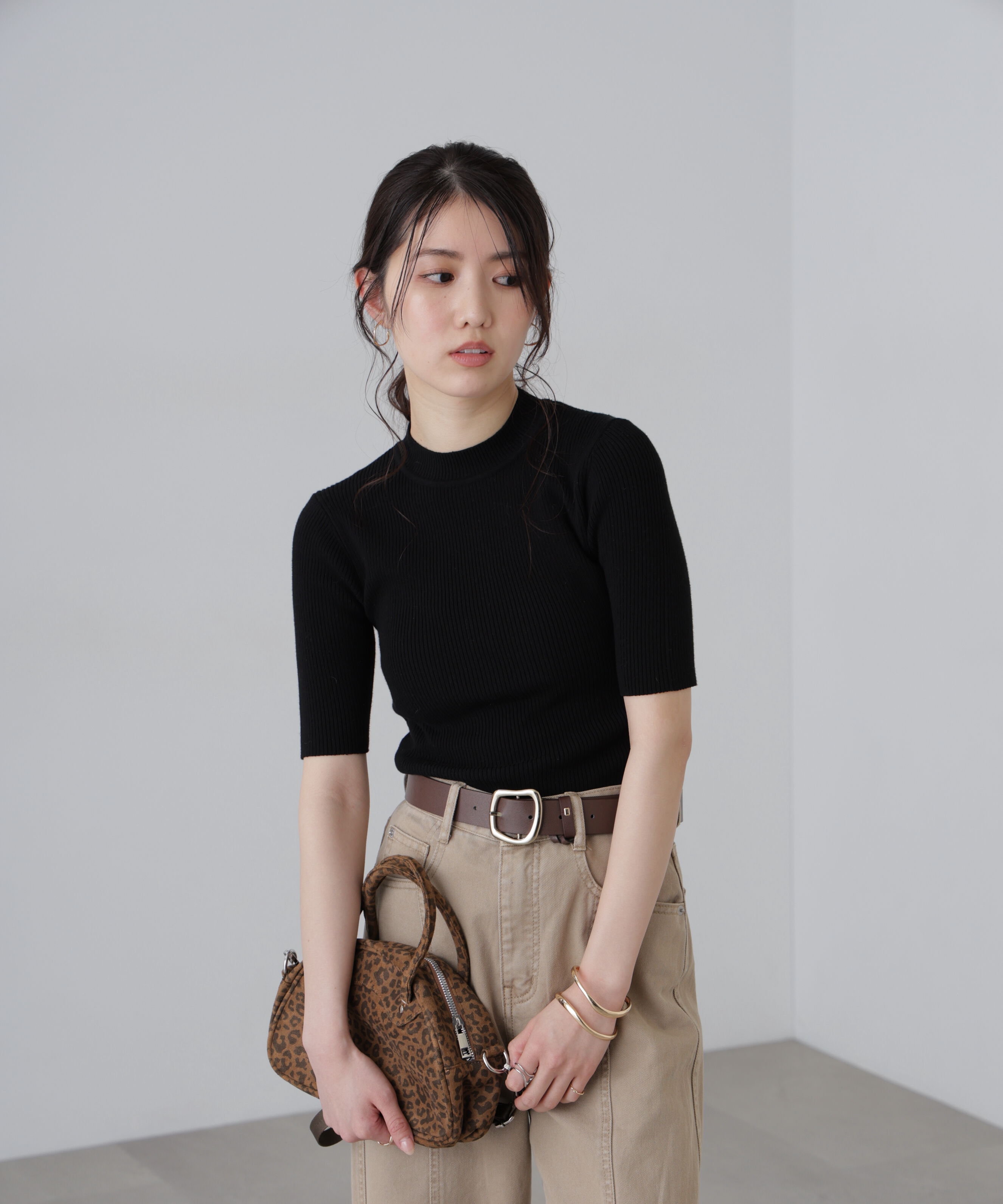  「〈洗える〉マシンウォッシャブルリブハイネック5分袖ニット」|ニット・セーター|