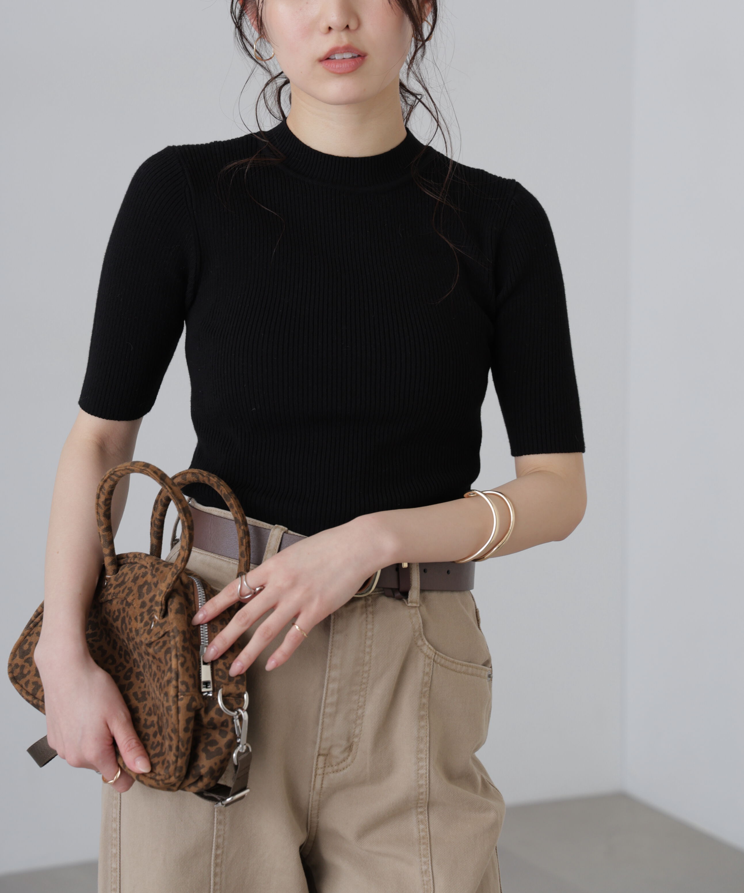  「〈洗える〉マシンウォッシャブルリブハイネック5分袖ニット」|ニット・セーター|