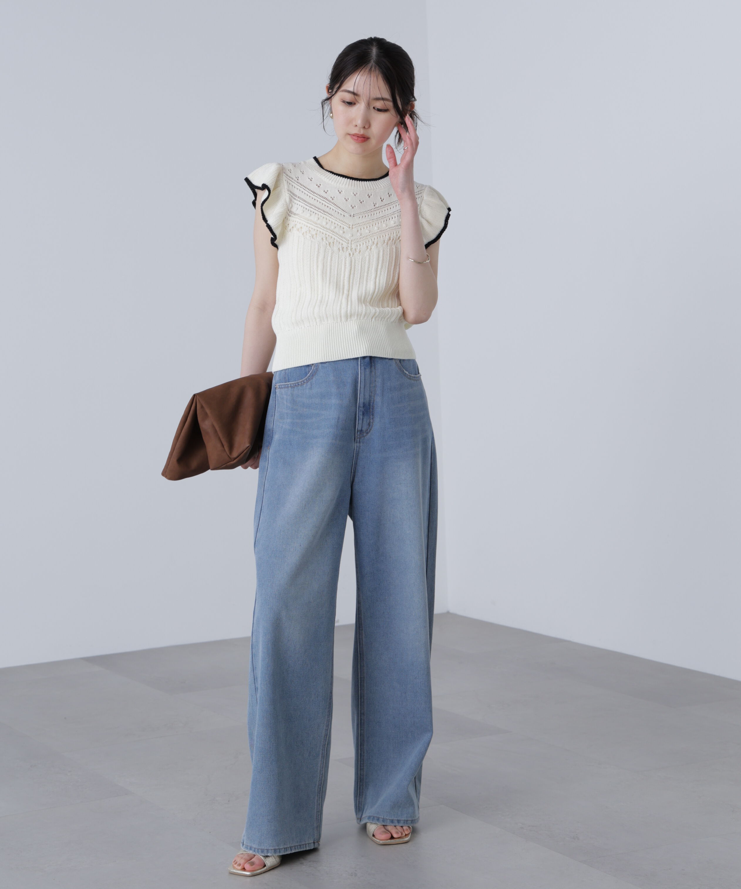  「肩フリル編地切り替えニット」|ニット・セーター|