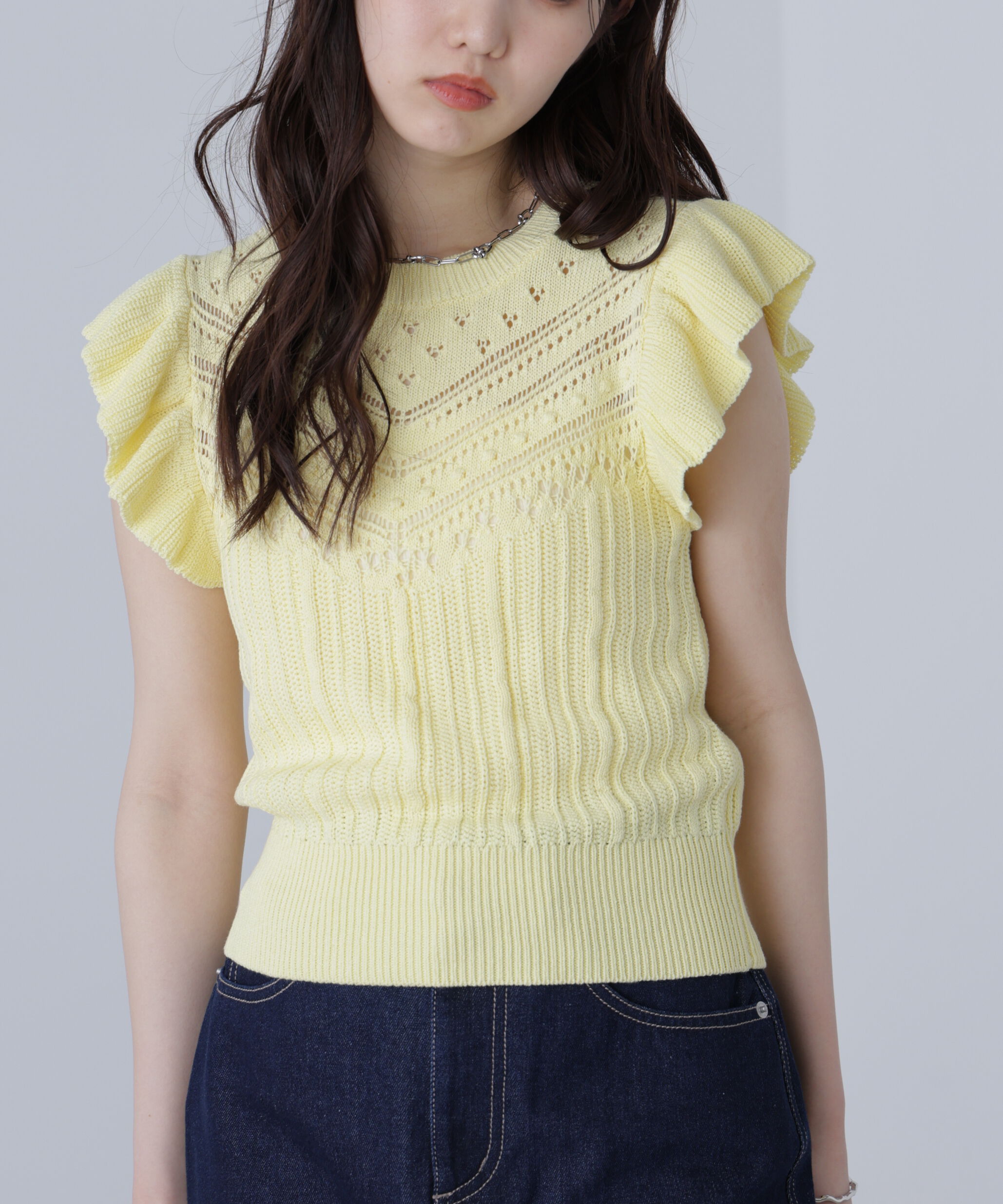  「肩フリル編地切り替えニット」|ニット・セーター|