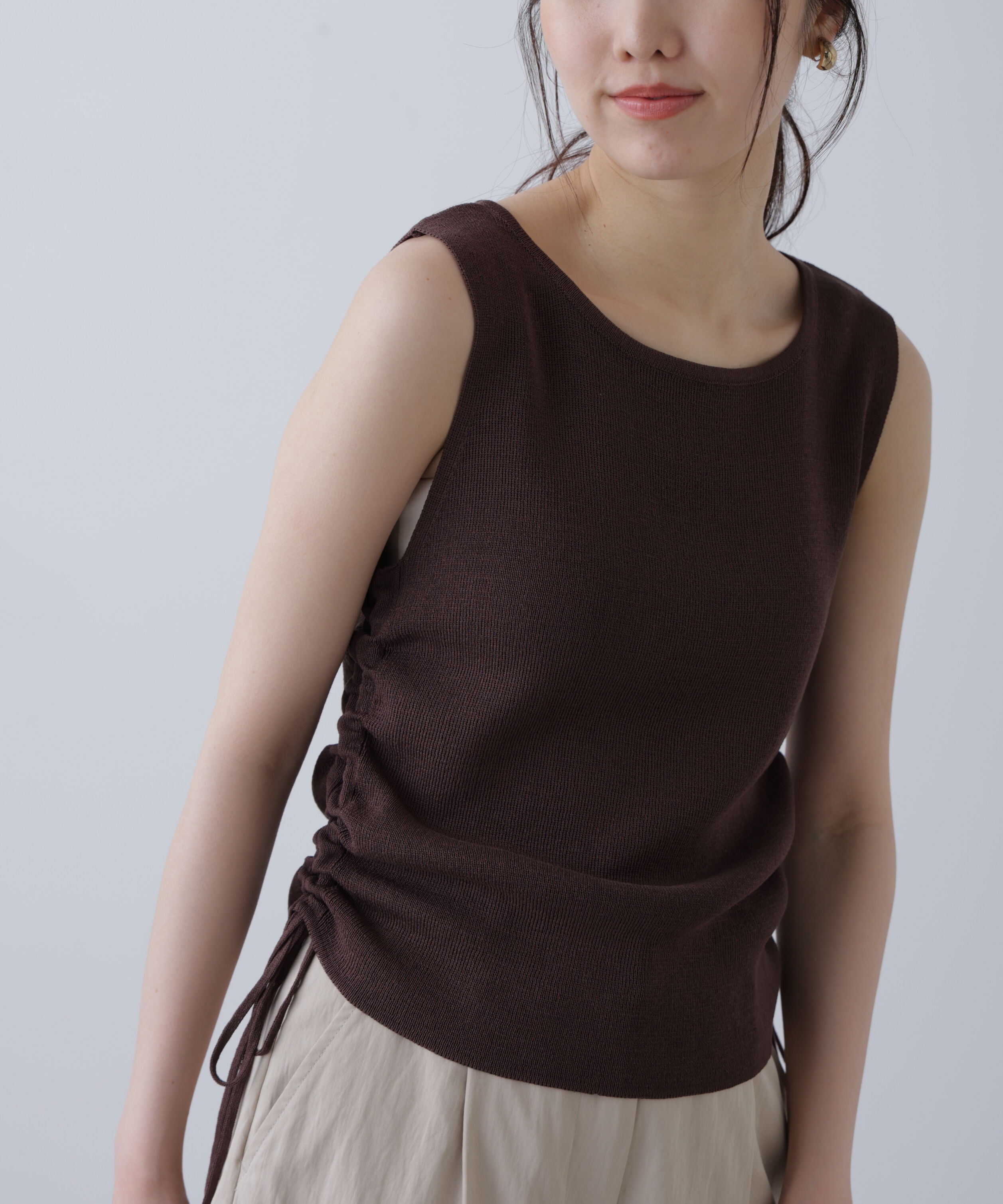  「サイドドロストノースリーブニット」|ニット・セーター|ブラウン