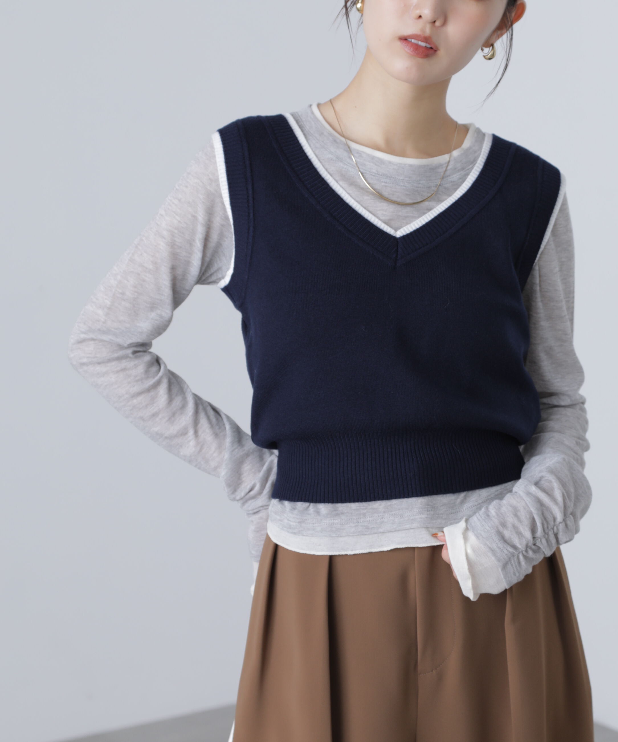  「レイヤードネック前後2WAYニットベスト」|ニット・セーター|ネイビー