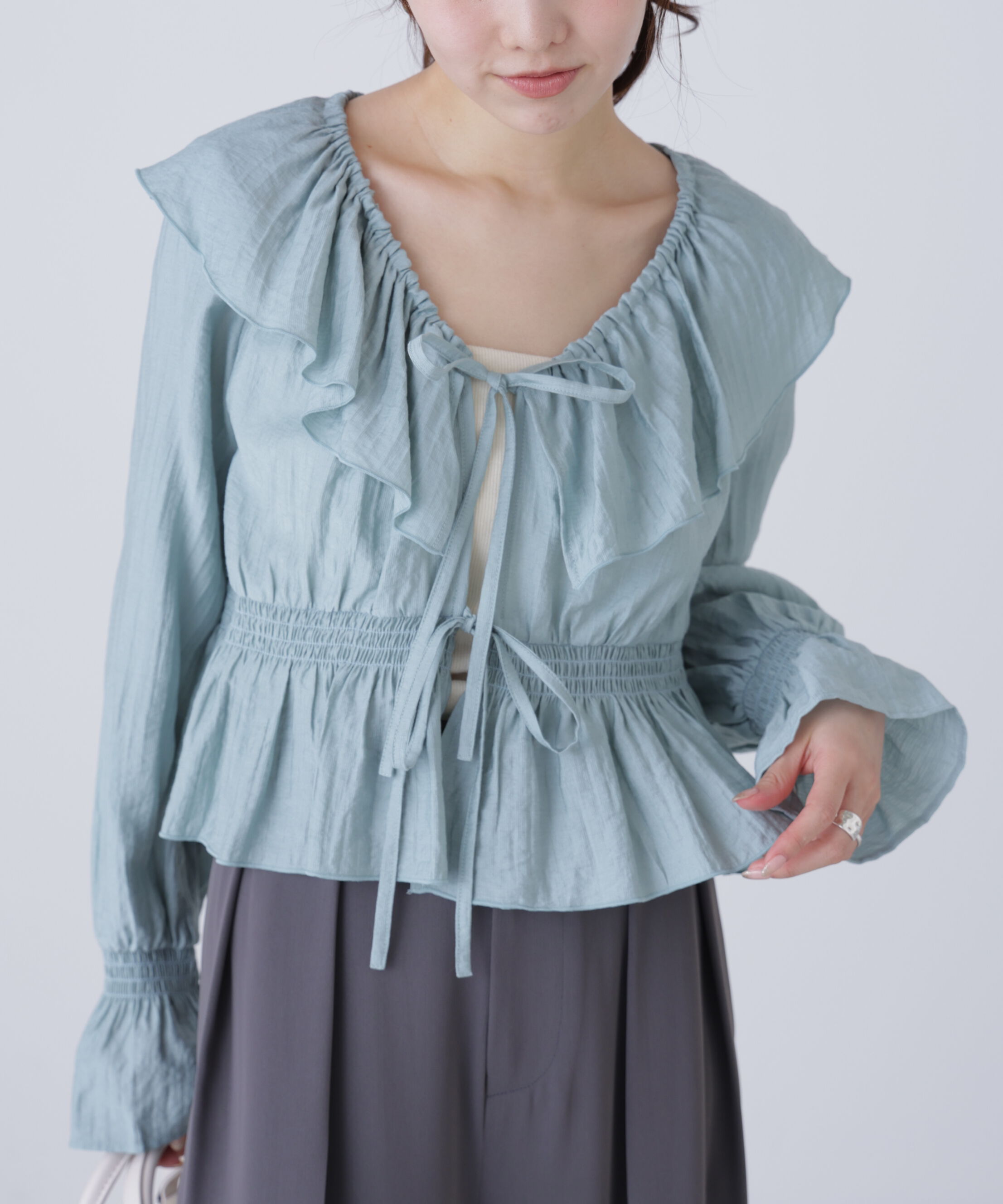  「衿フリルペプラム前開きブラウス」|シャツ・ブラウス|ライトブルー