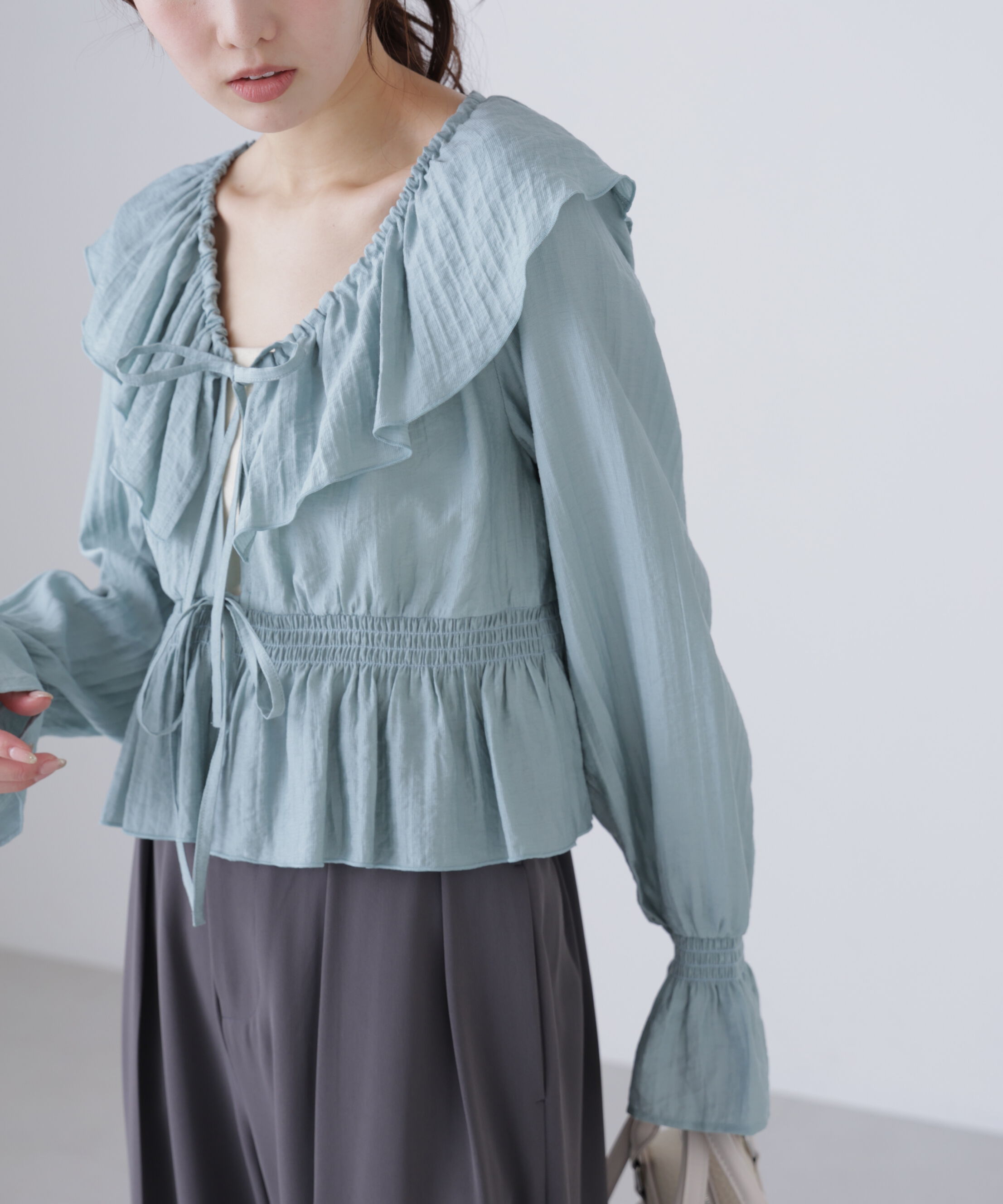  「衿フリルペプラム前開きブラウス」|シャツ・ブラウス|