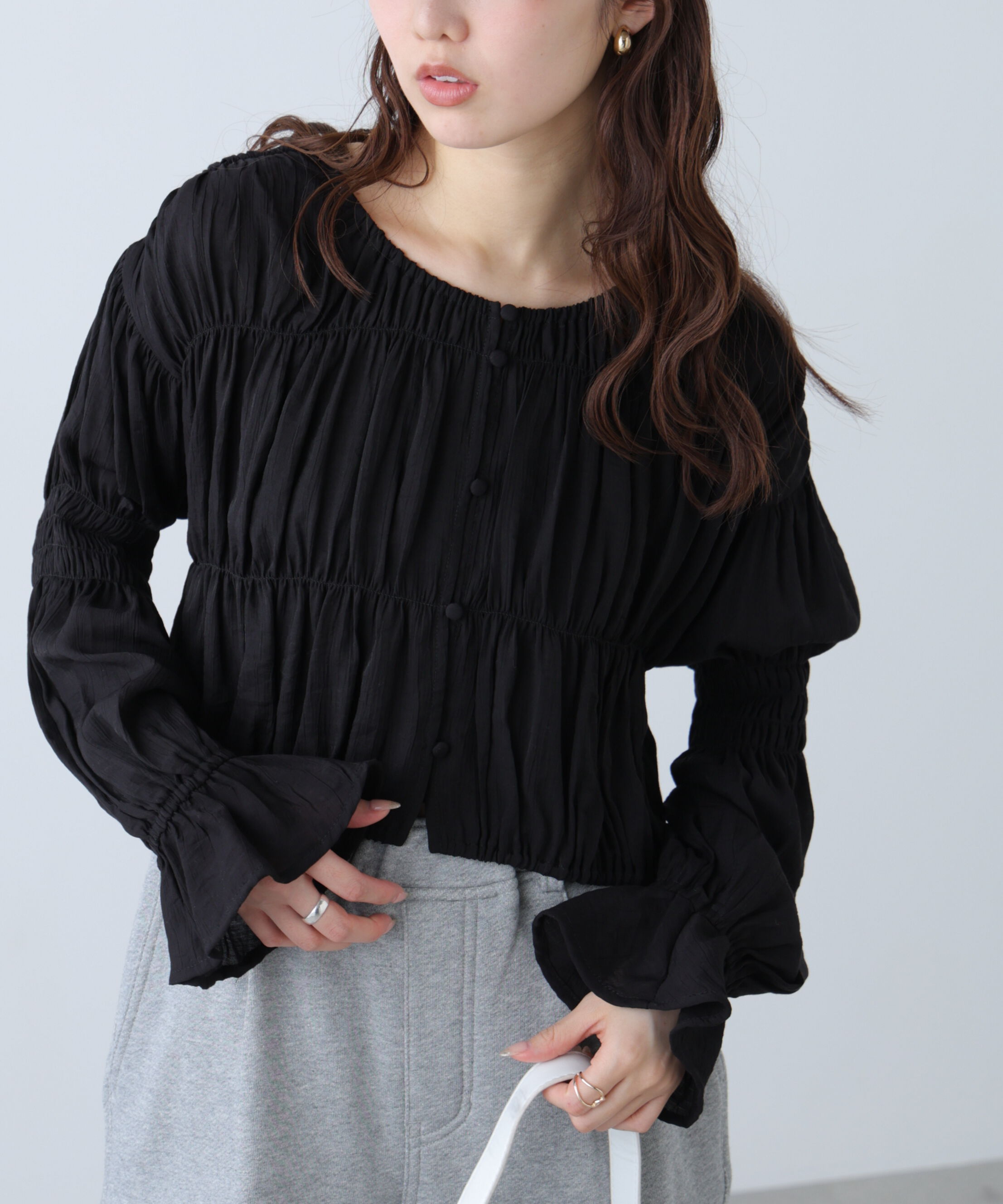  「シアーギャザー前開き短丈ブラウス」|シャツ・ブラウス|