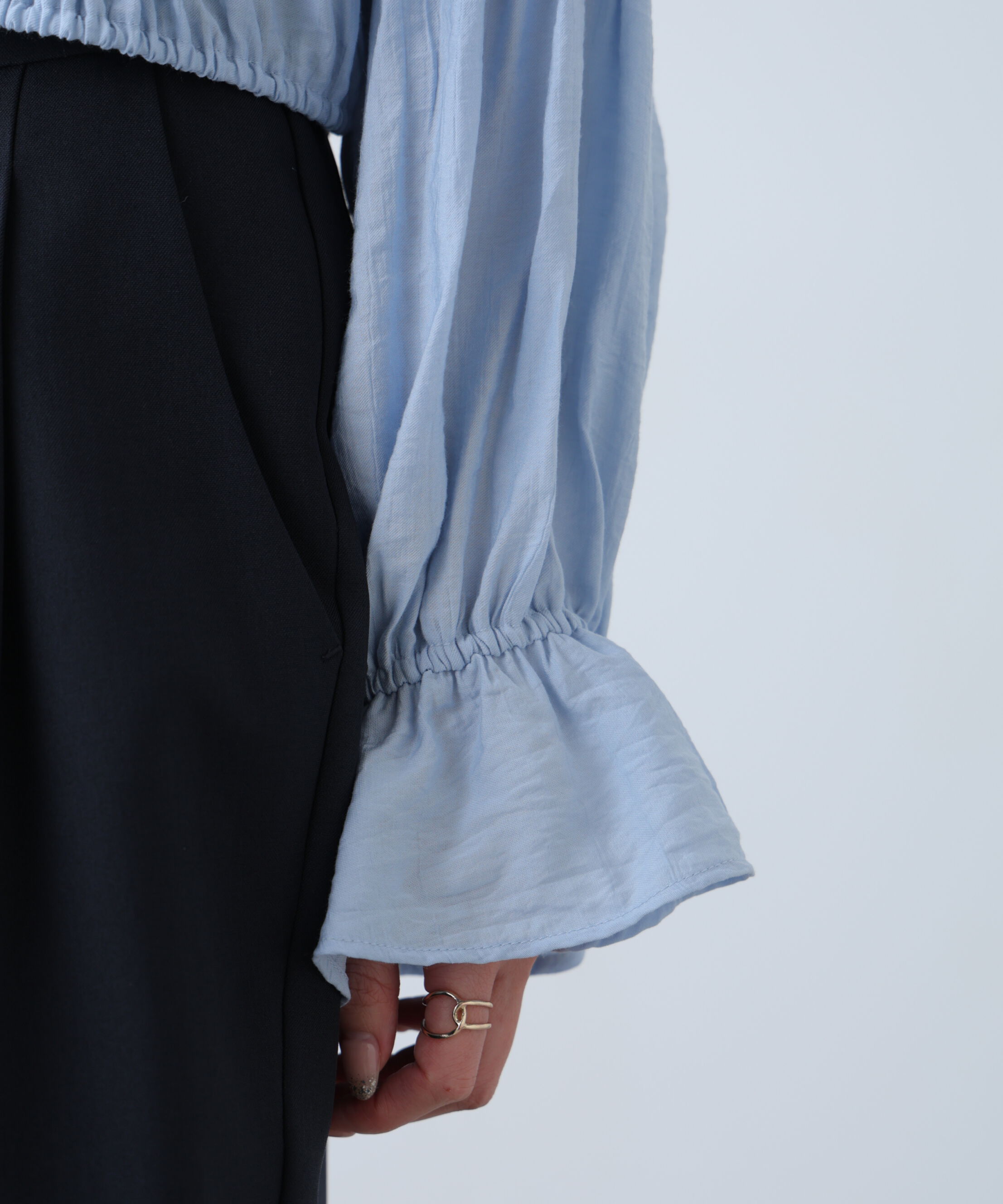  「シアーギャザー前開き短丈ブラウス」|シャツ・ブラウス|