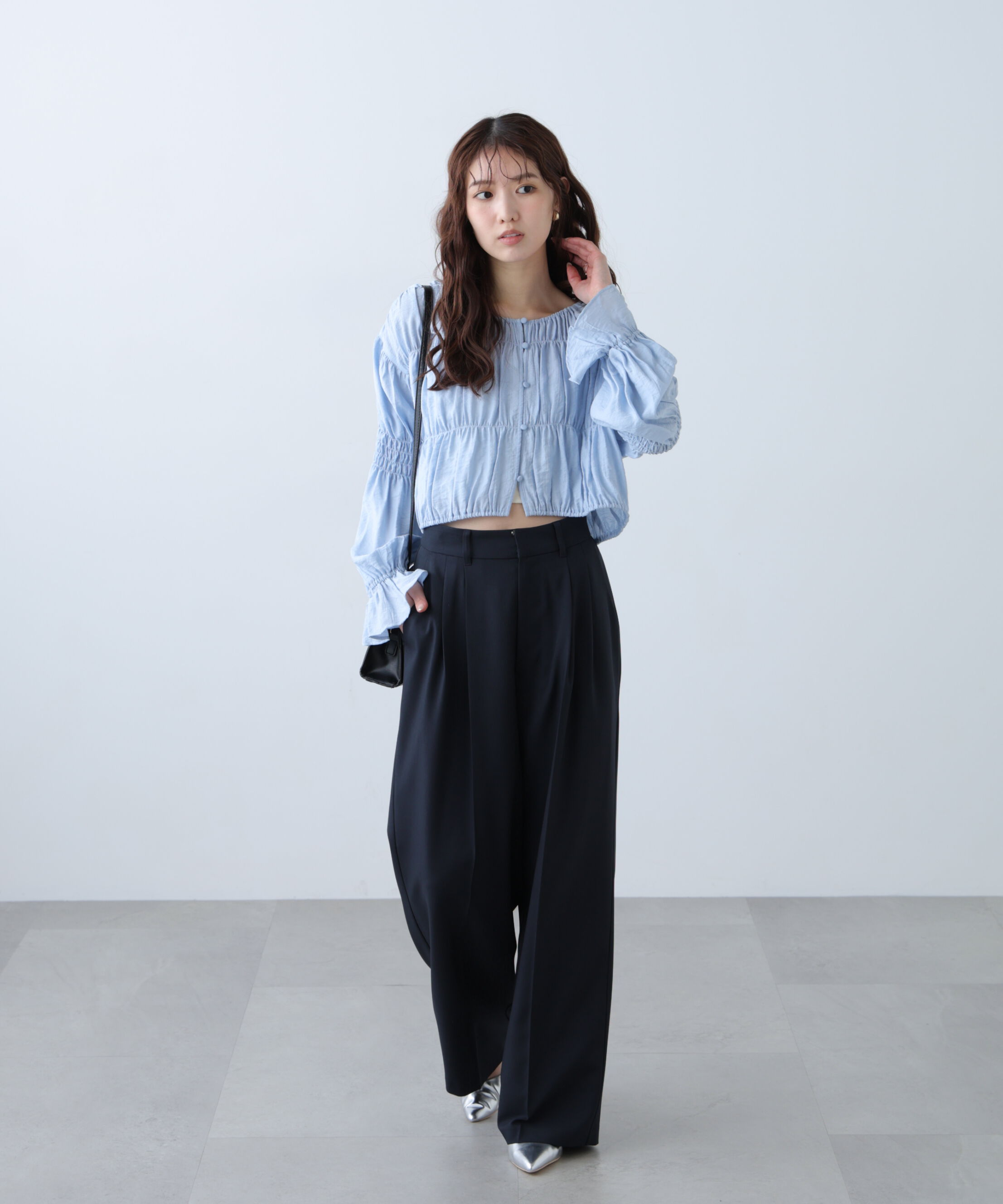  「シアーギャザー前開き短丈ブラウス」|シャツ・ブラウス|