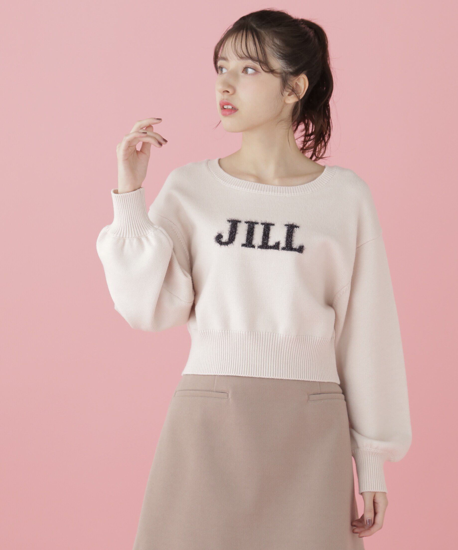  「バリエ―ションジャガードロゴニット」|ニット・セーター|