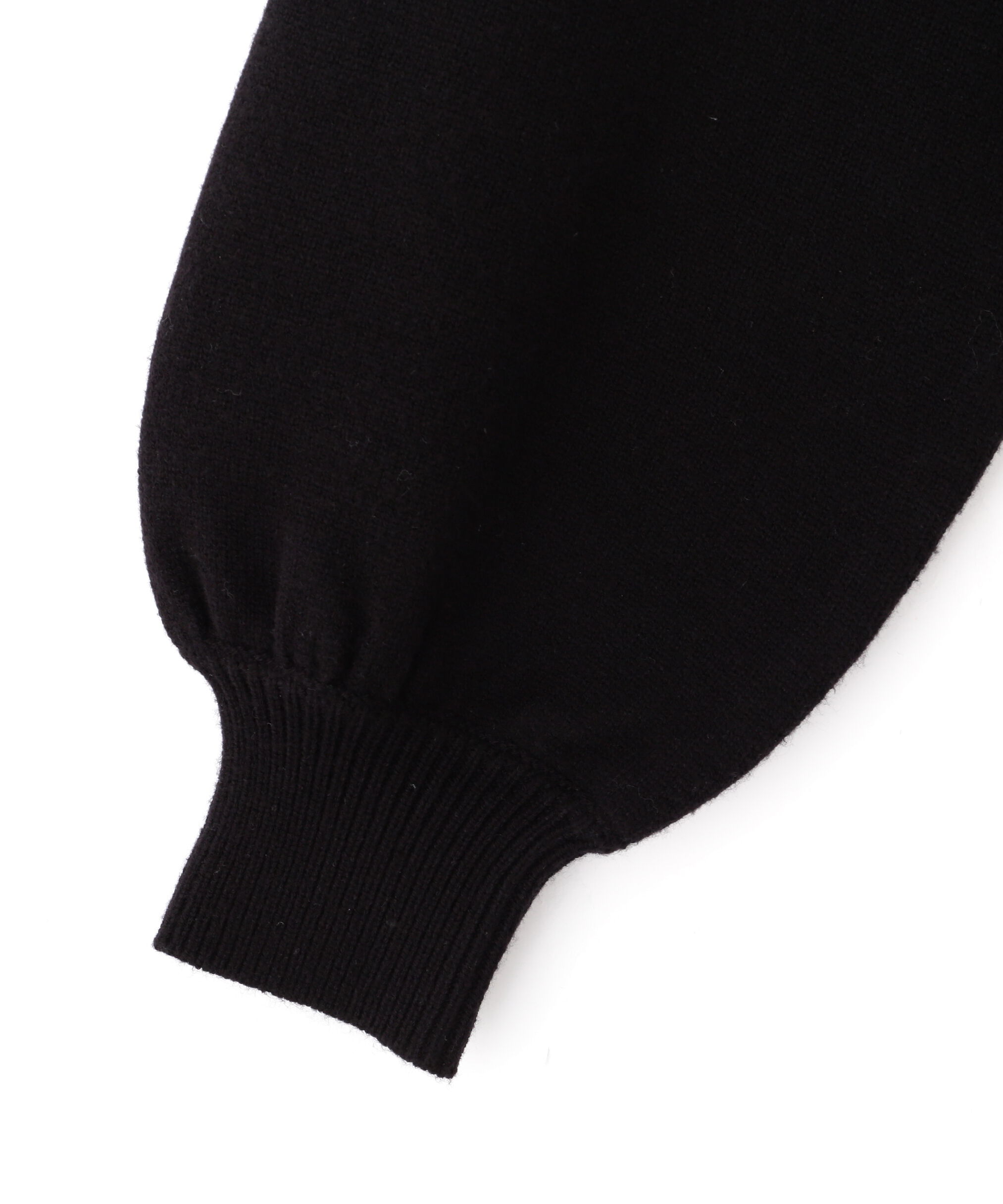  「バリエ―ションジャガードロゴニット」|ニット・セーター|