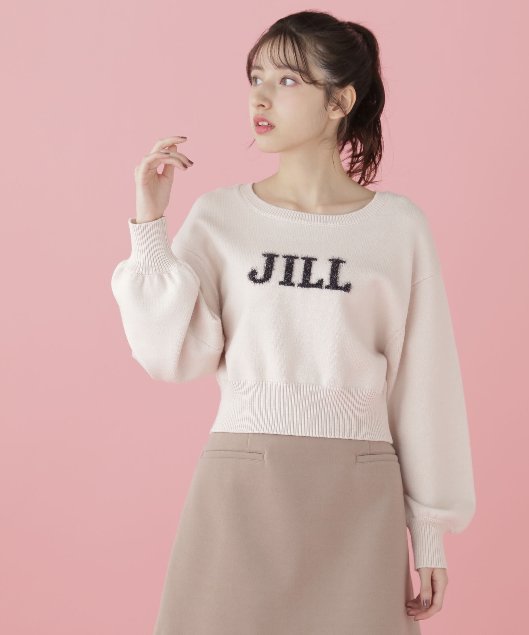  「バリエ―ションジャガードロゴニット」|ニット・セーター|