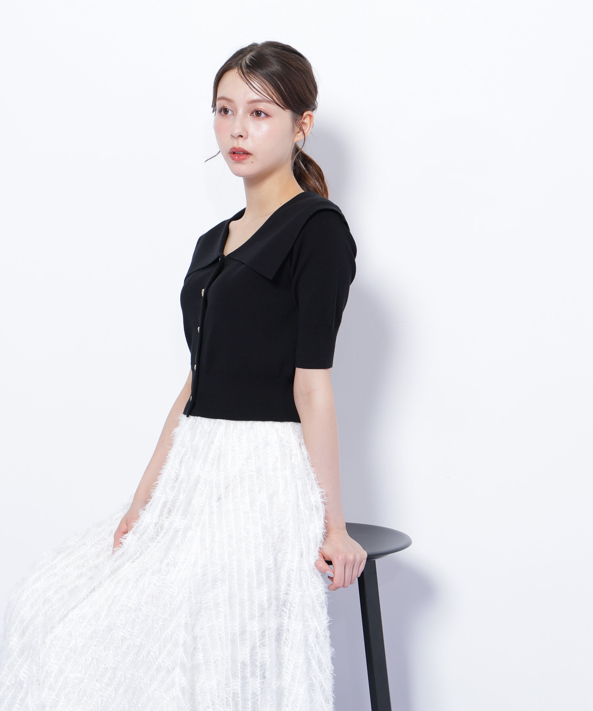  「半袖ビッグカラーデザイン釦ニット」|ニット・セーター|