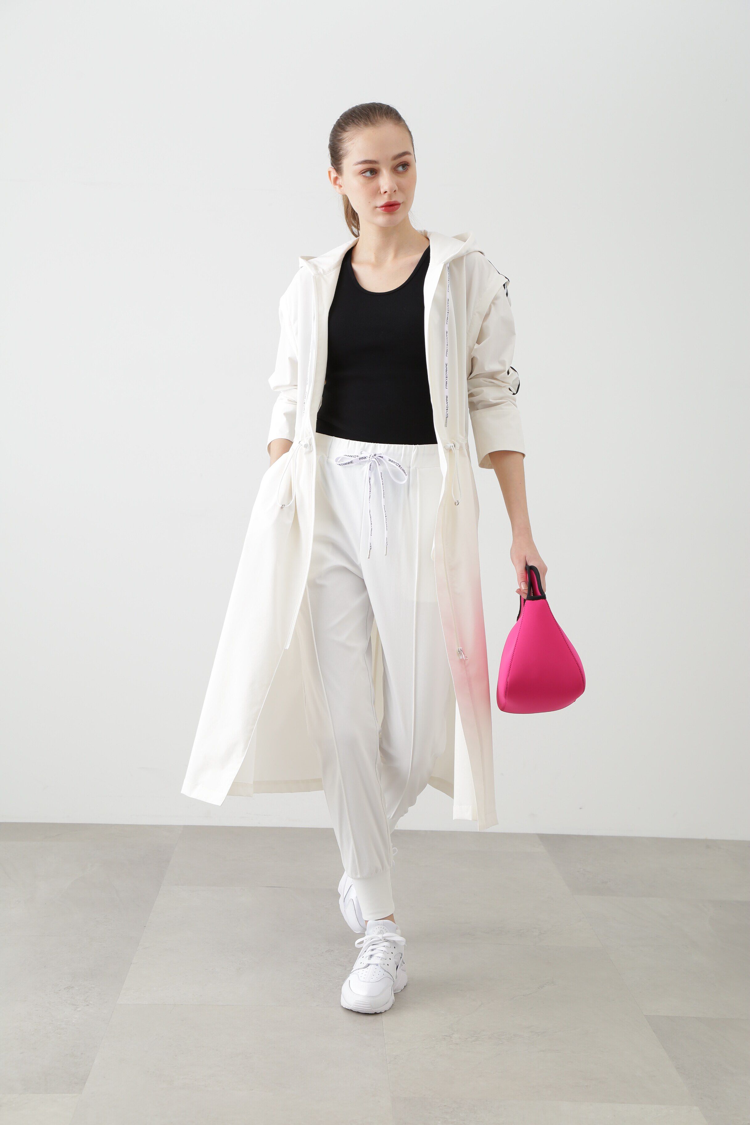  「[THE HOLIDAY CLOSET]カップ付きリブタンクトップ」|Tシャツ・カットソー|