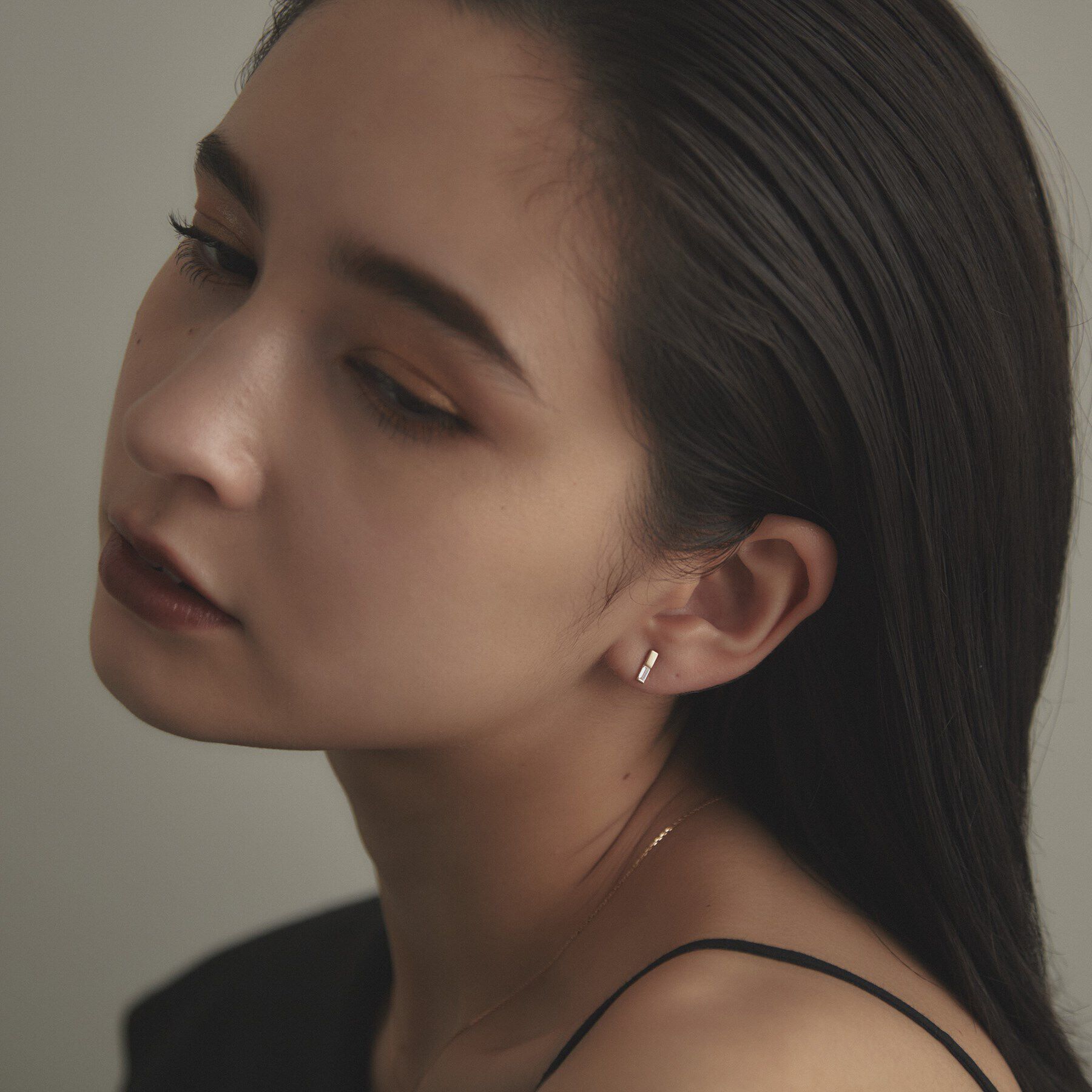 COCOSHNIK「K10ダイヤモンド バケットカットレクタングル スタッドピアス」|ピアス|