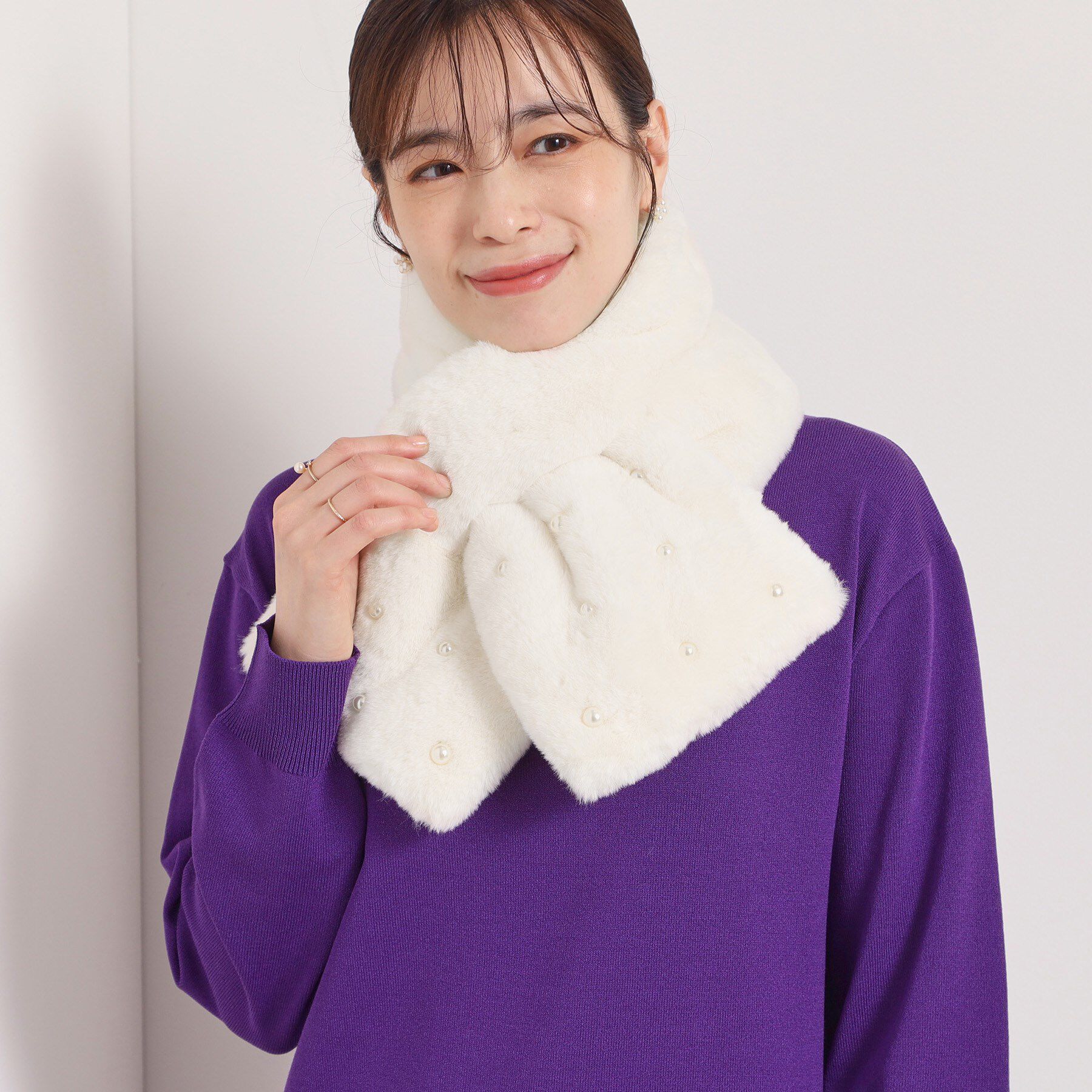 ITS&rsquo;DEMO「ランダムパール調フェイクファーマフラー」|ストール|