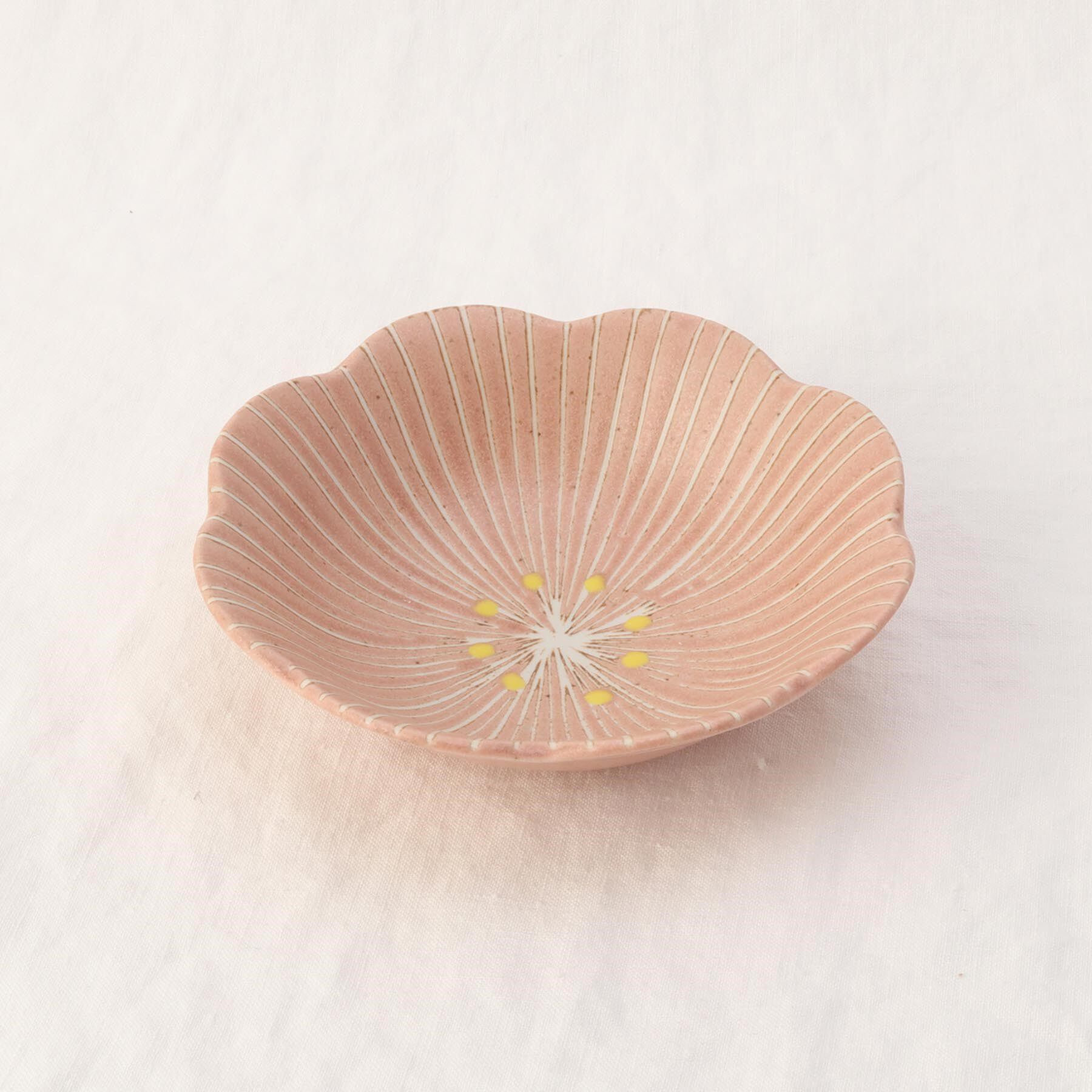 212 KITCHEN STORE「はなこまち 浅鉢 桃」|食器・キッチングッズ|