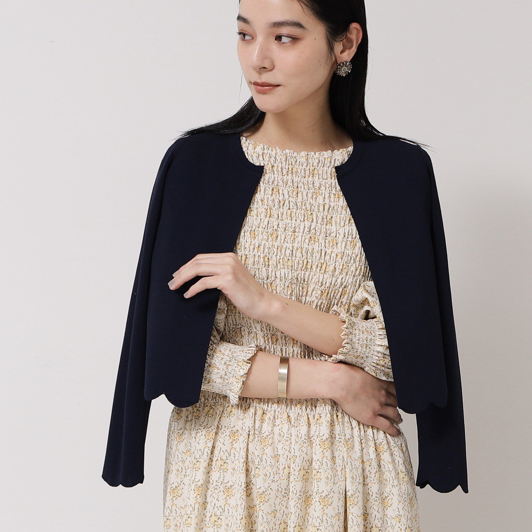 SunaUna「【接触冷感／アンサンブル可】裾スカラップニットボレロ」|カーディガン|ネイビー(094)