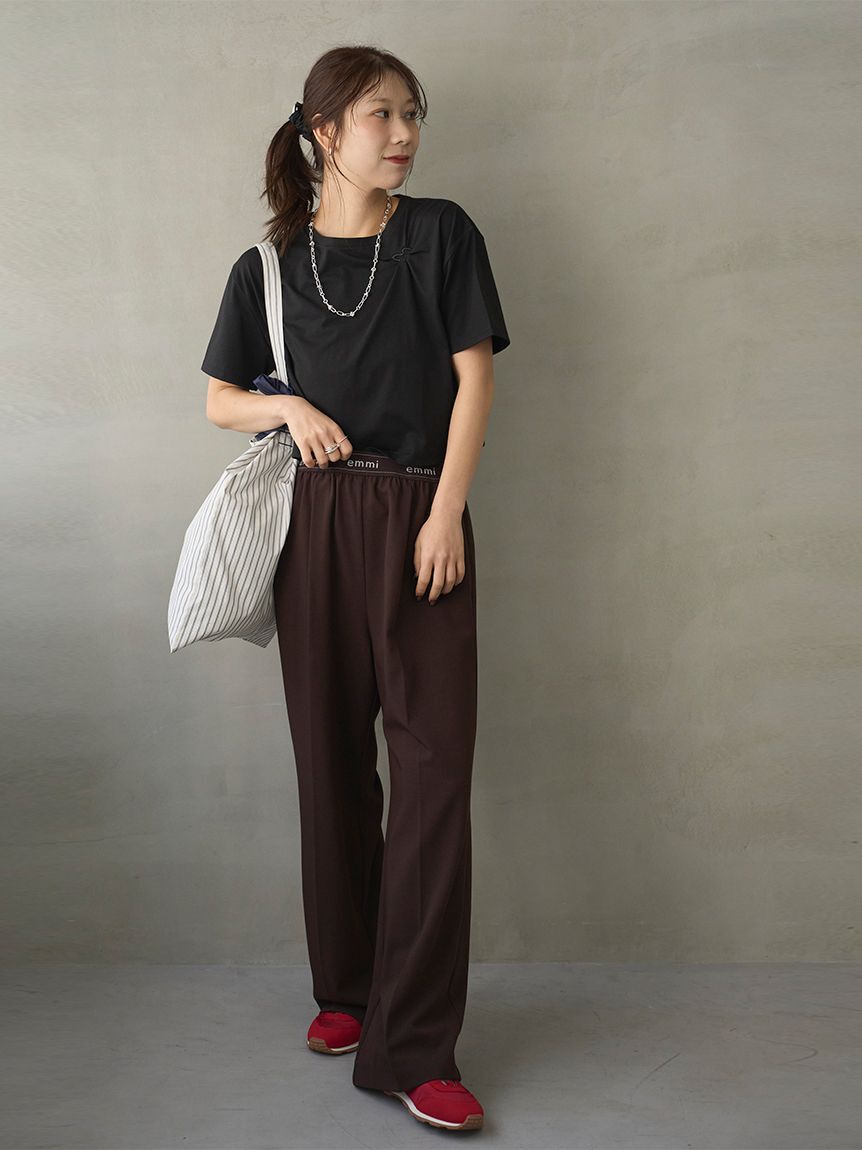 emmi atelier「【em】emmiロゴクロップドTシャツ/UVカット/接触冷感」|Tシャツ・カットソー|