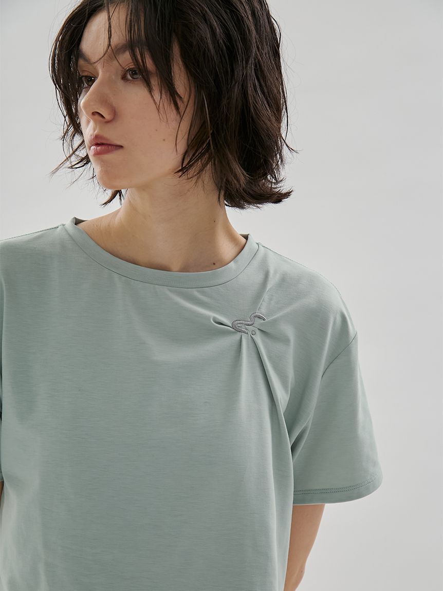 emmi atelier「【em】emmiロゴクロップドTシャツ/UVカット/接触冷感」|Tシャツ・カットソー|