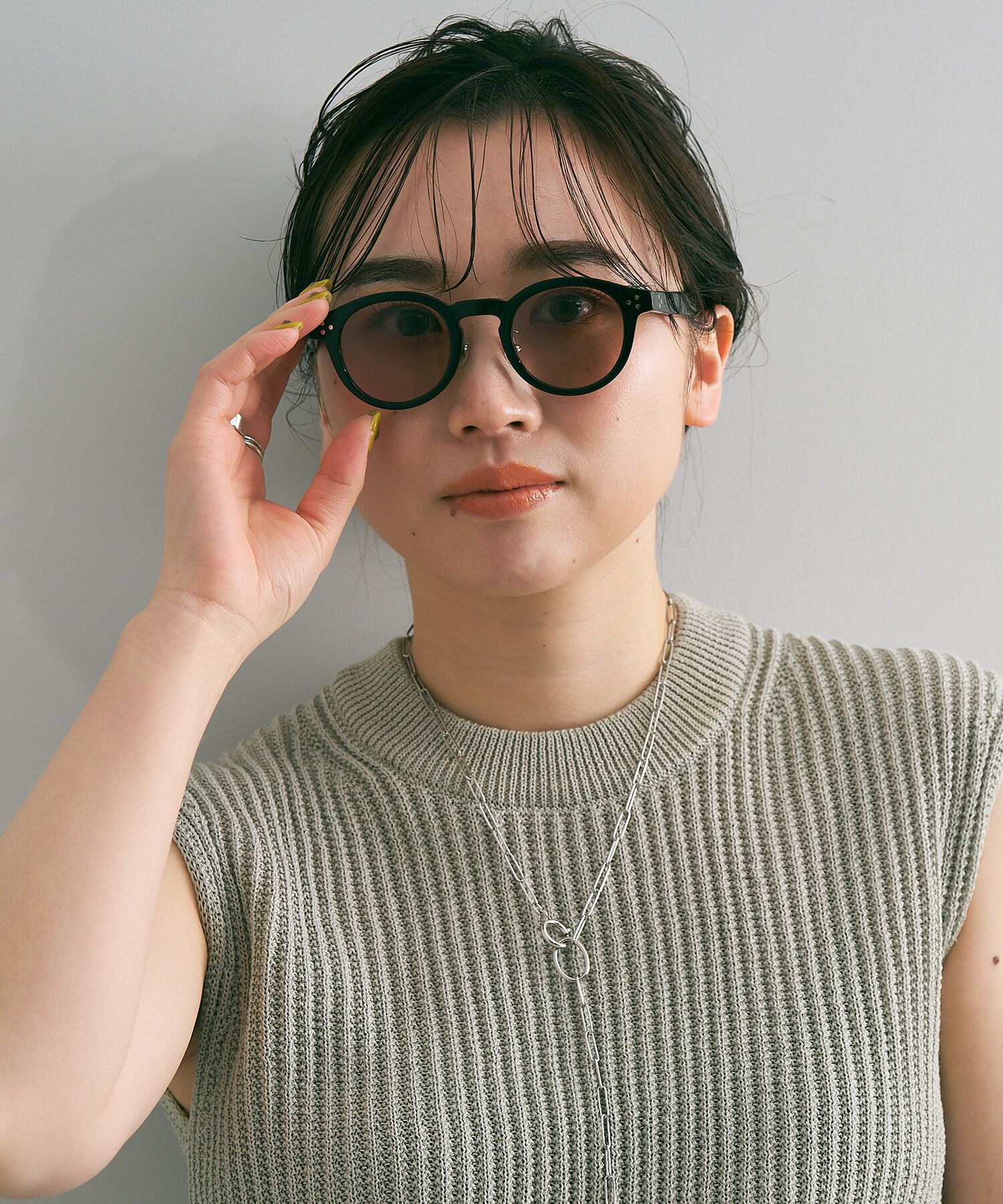  「【WEB限定】ボストン型 サングラス｜黒縁フレーム｜クリアフレーム｜紫外線対策」|サングラス|