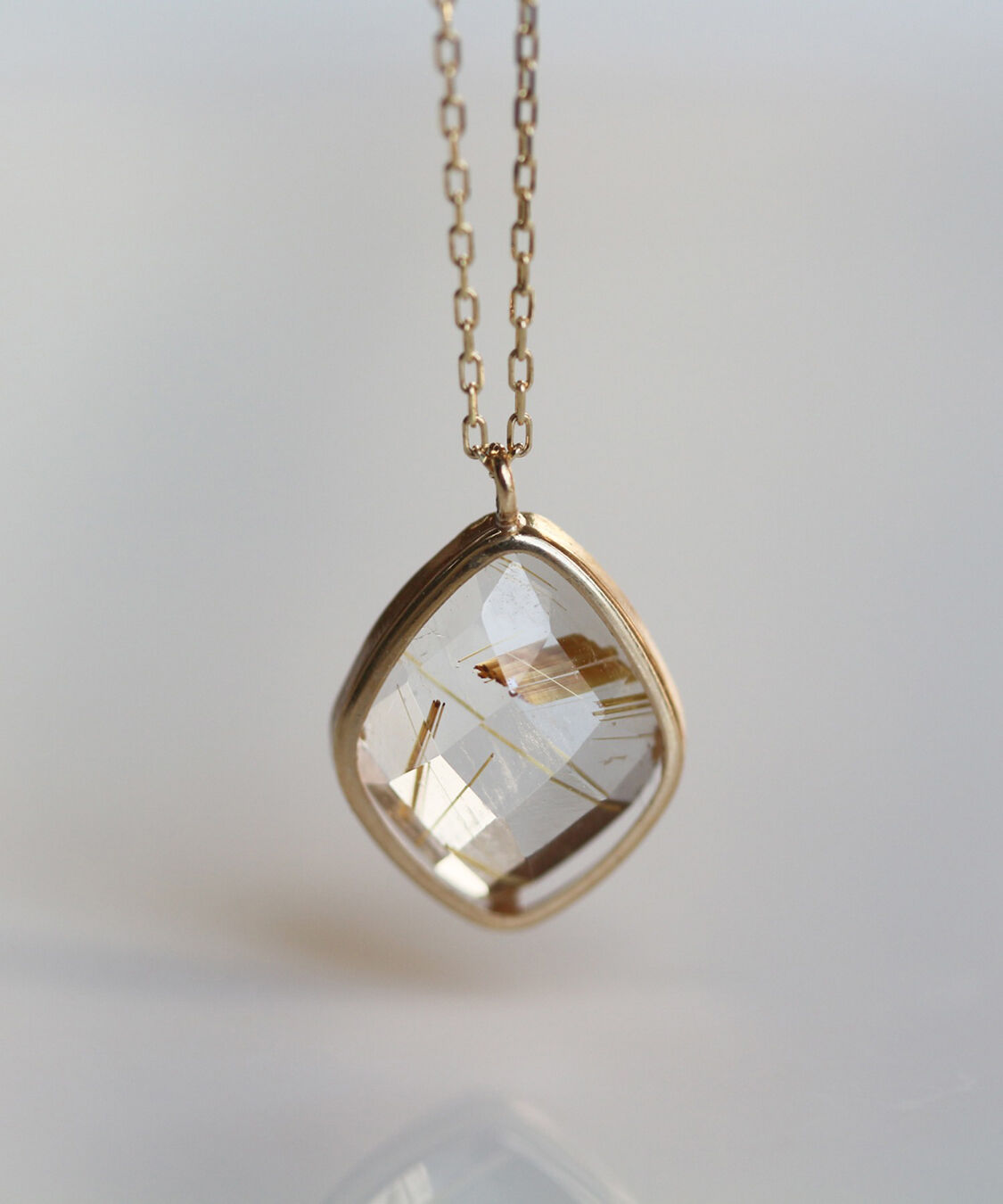  「カラーストーン ネックレス  | K10YG 〈ミルキーアクアマリン / ルチルクォーツ〉」|ネックレス|