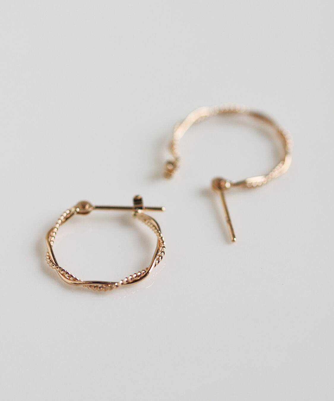  「ゴールド スナップ フープ ピアス | K10YG」|ピアス|