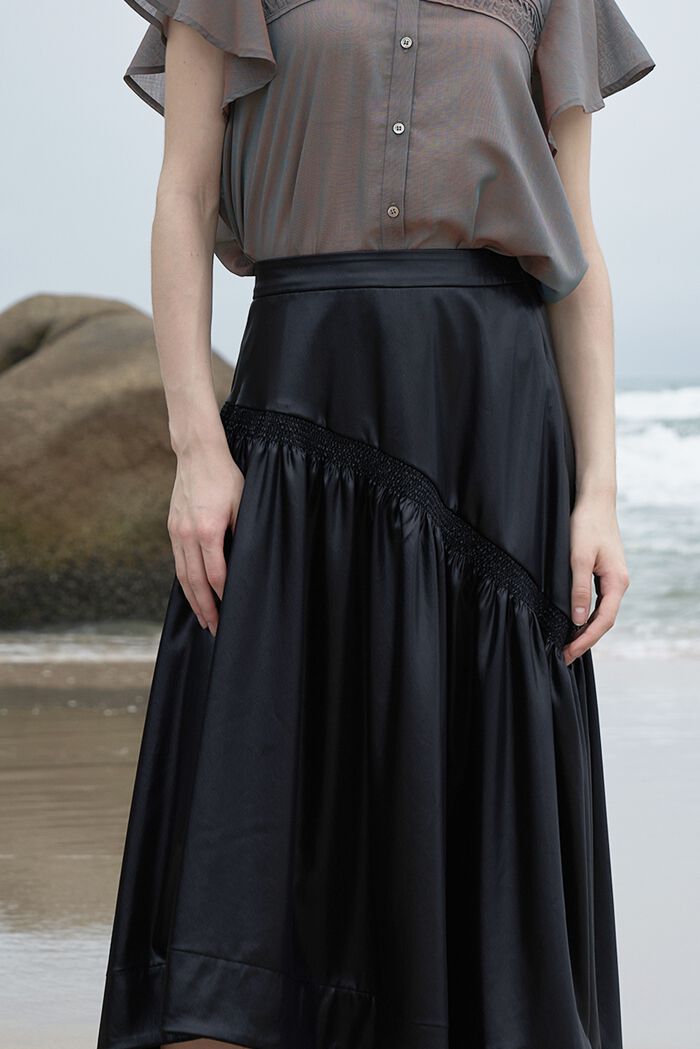 BACKYARD FAMILY「MIND レザーライクサテンギャザースカート 通販 スカート ギャザースカート ひざ丈スカート」|スカート|