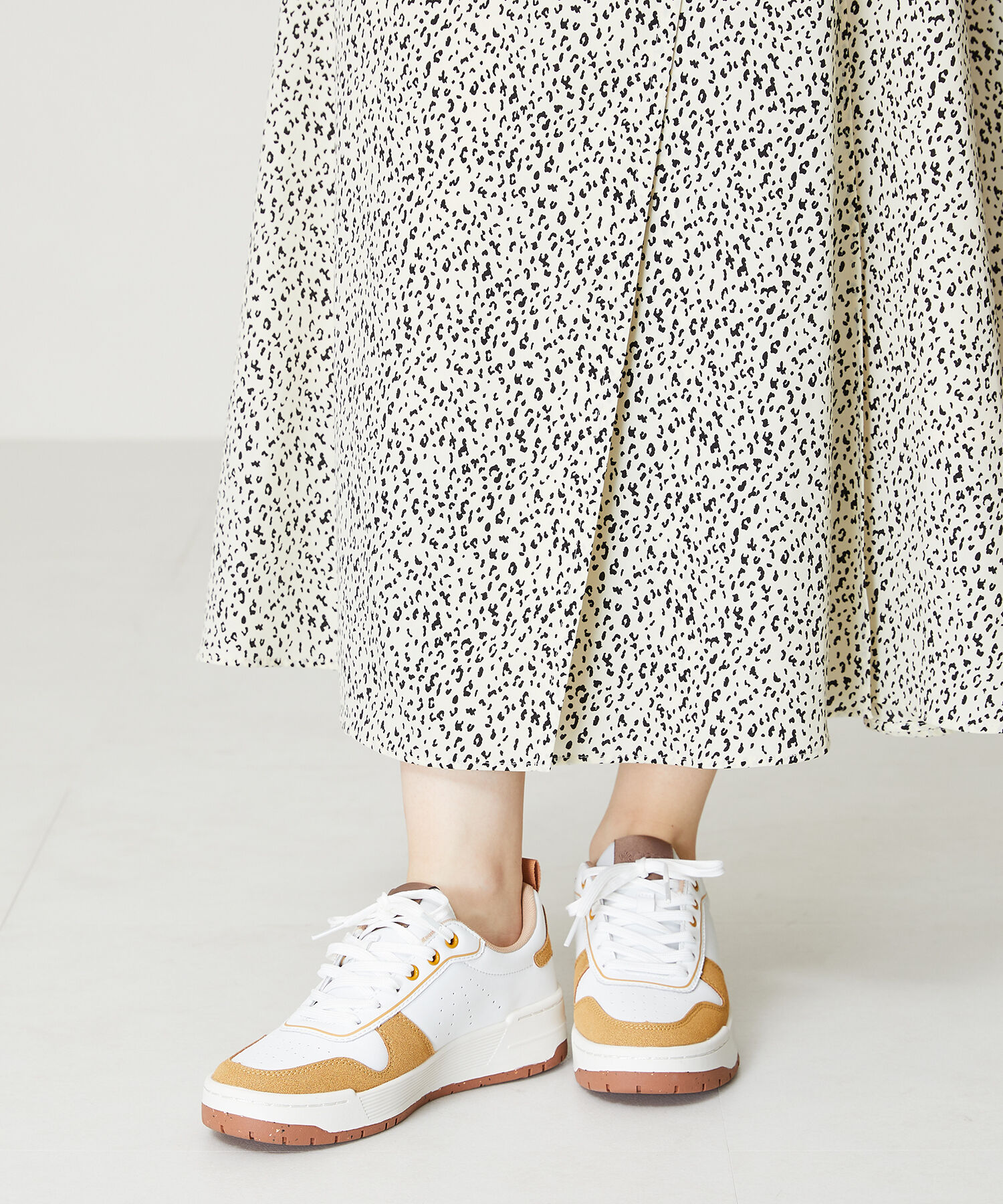 ORiental TRaffic「【トレンド】パンチングミッドソールスニーカー/OT3725 スニーカー 定番 人気 売れてる」|スニーカー|