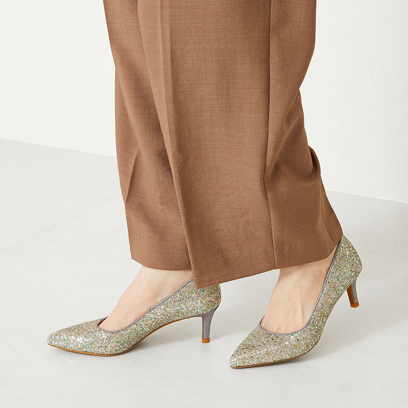 ORiental TRaffic「【オケージョン】ポインテッドトゥグリッターパンプス/R-2018 結婚式 パーティー 二次会」|パンプス|SILVER