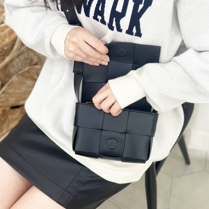 ORiental TRaffic「【BAG】編み込みショルダーバッグ/BA-213 ハンドバッグ ショルダーバッグ」|ショルダー・メッセンジャー|