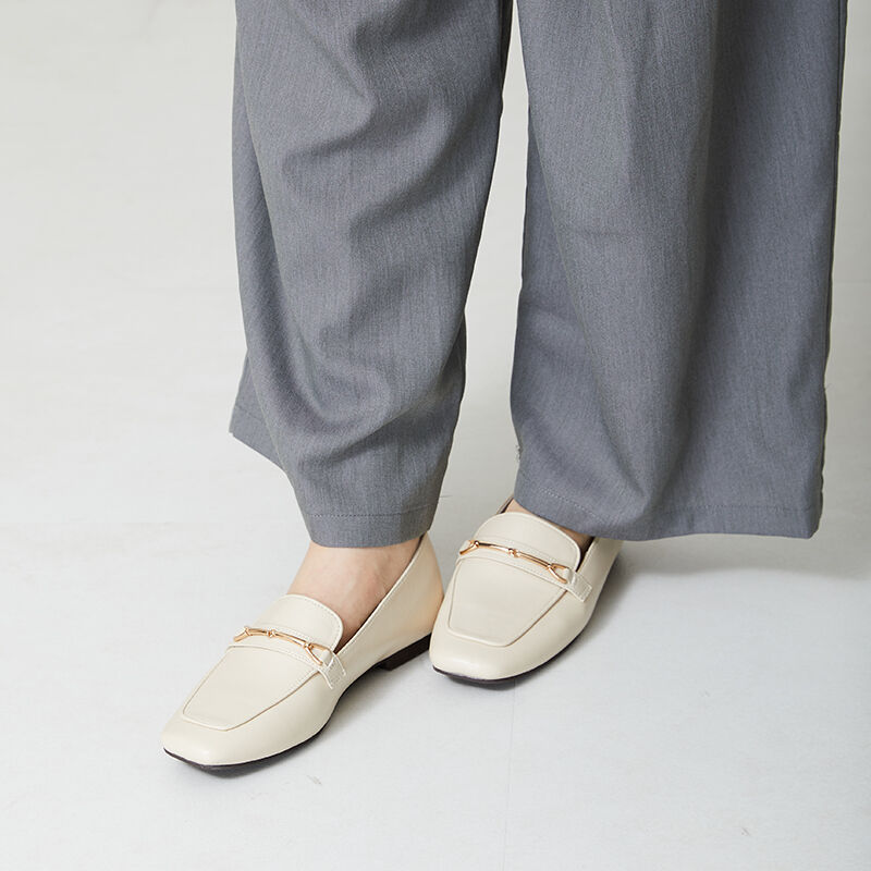 WA Oriental TRaffic「【アウトレット価格】スクエアトゥビットモチーフローファー/42108」|ローファー|WHITE