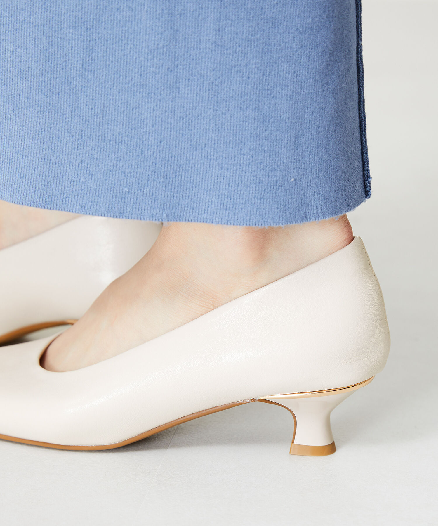 WA Oriental TRaffic「【アウトレット価格】スクエアトゥラインヒールパンプス/42109」|パンプス|