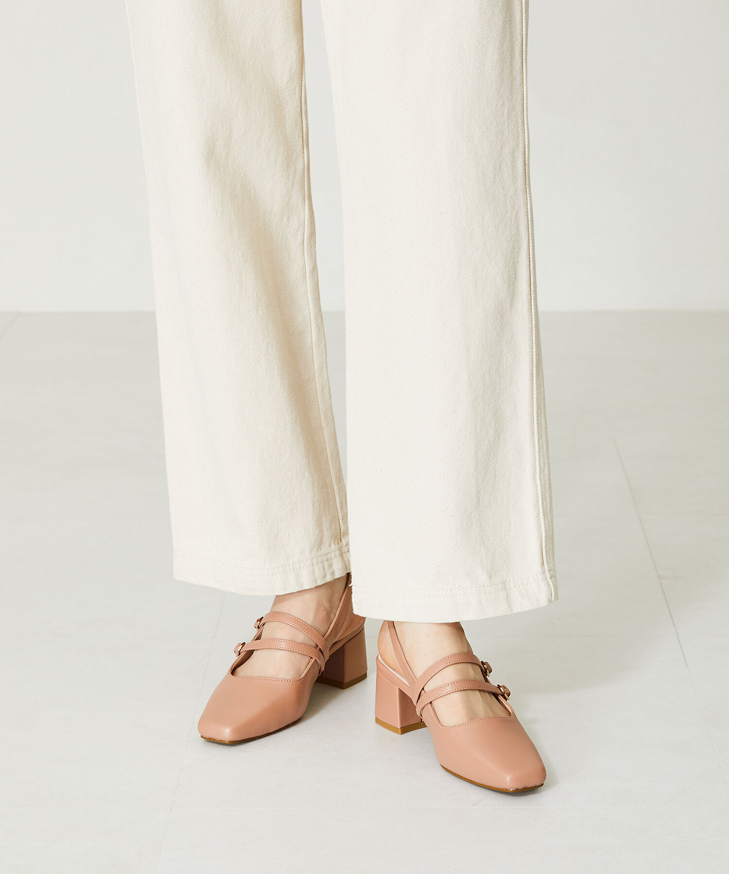 ORiental TRaffic「スクエアトゥバックストラップパンプス/41116」|パンプス|