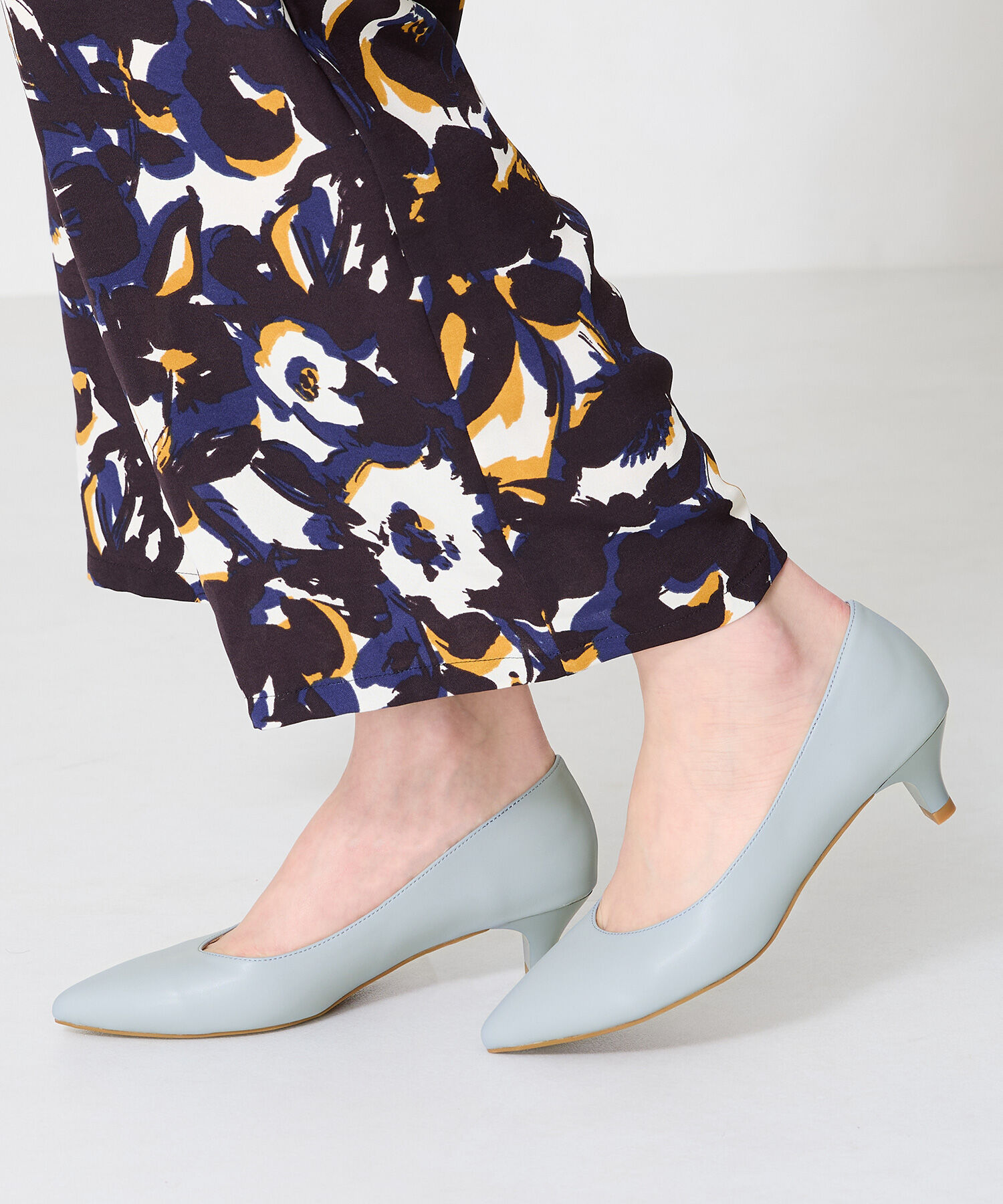 ORiental TRaffic「【跳べるパンプス/シリーズ累計１５０万足突破】ポインテッドトゥ4cmヒール/R-3217 パンプス クッション」|パンプス|