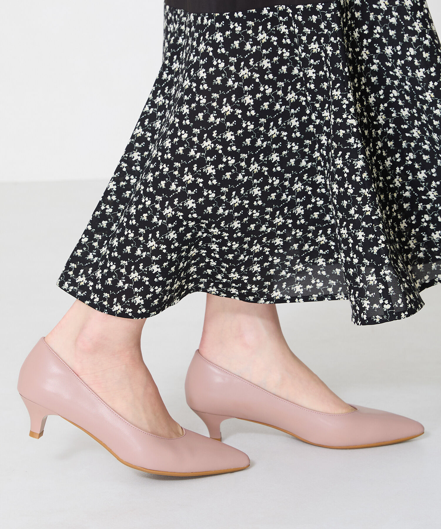 ORiental TRaffic「【跳べるパンプス/シリーズ累計１５０万足突破】ポインテッドトゥ4cmヒール/R-3217 パンプス クッション」|パンプス|