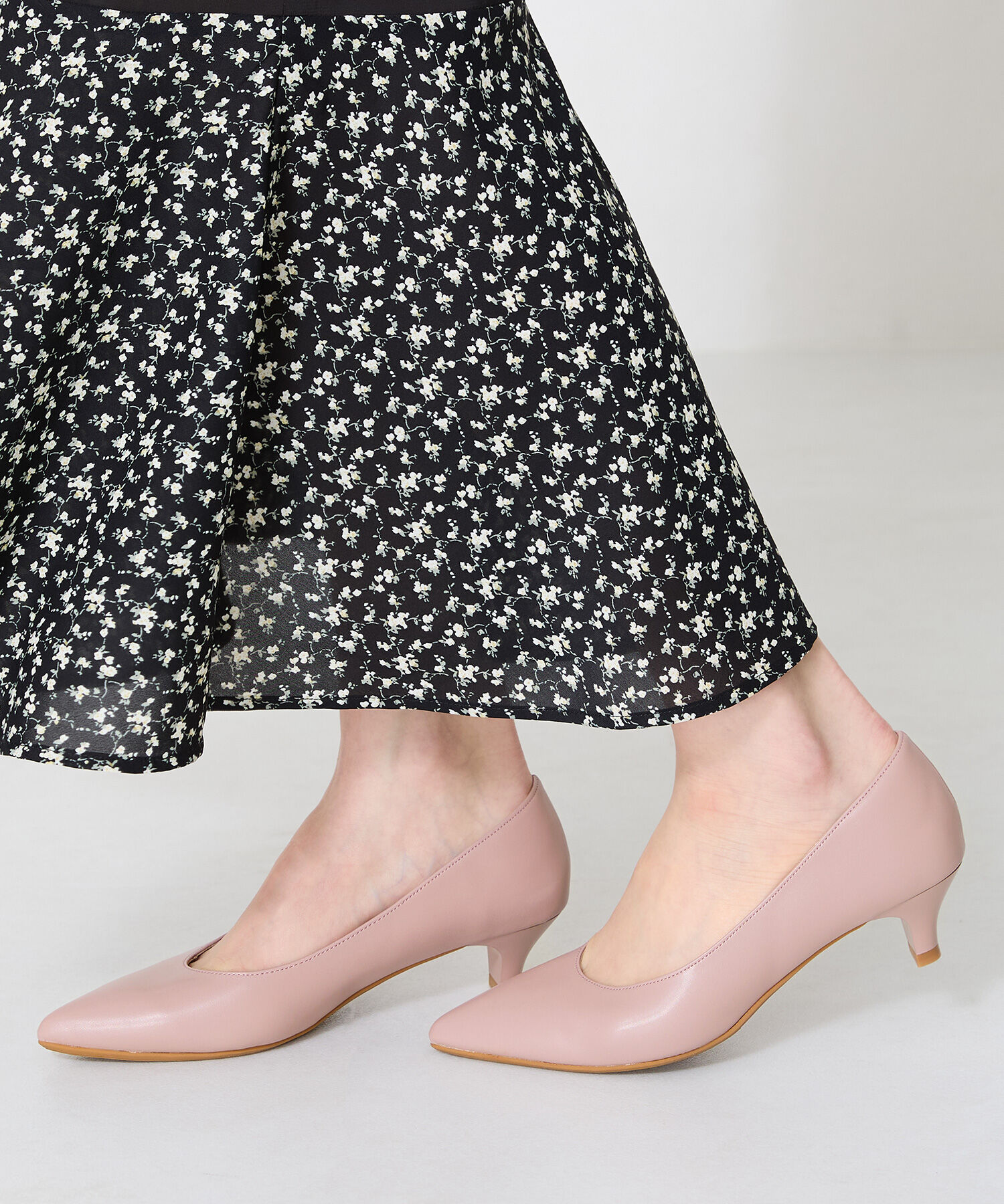 ORiental TRaffic「【跳べるパンプス/シリーズ累計１５０万足突破】ポインテッドトゥ4cmヒール/R-3217 パンプス クッション」|パンプス|