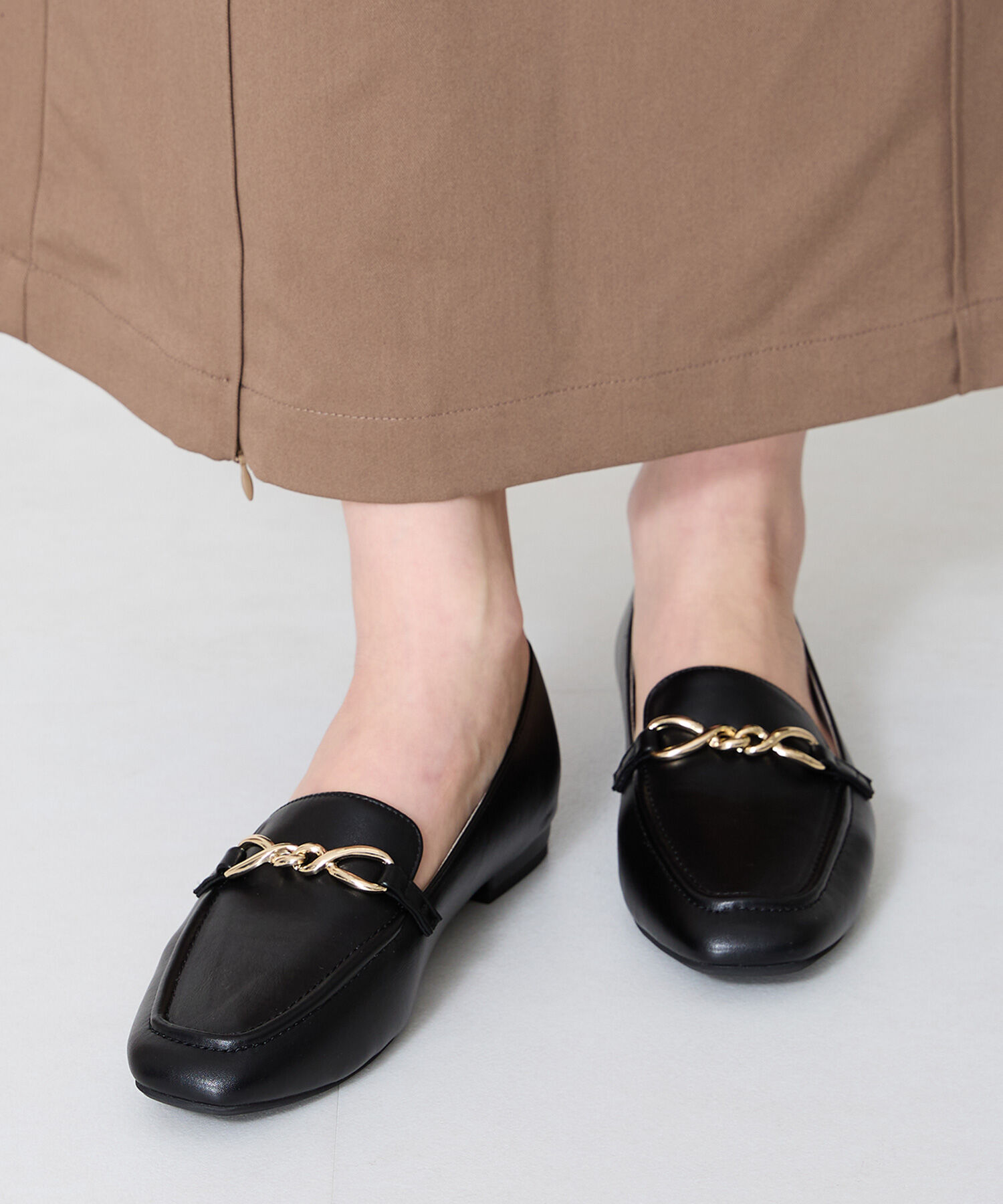 WA Oriental TRaffic「ねじりチェーンモチーフ ローファー /52116 フラット オフィス 通勤靴 柔らかい」|パンプス|