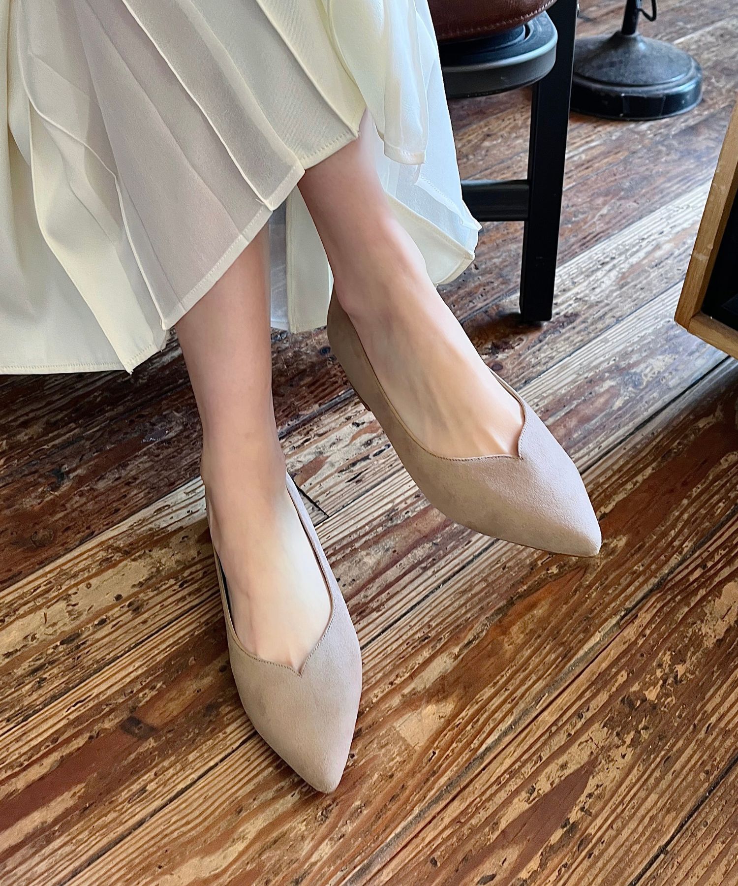 ORiental TRaffic「【WEB限定】スリットカット ポインテッドトゥ ヒール パンプス /55105 通勤 Vカット シンプル」|パンプス|BEIGE