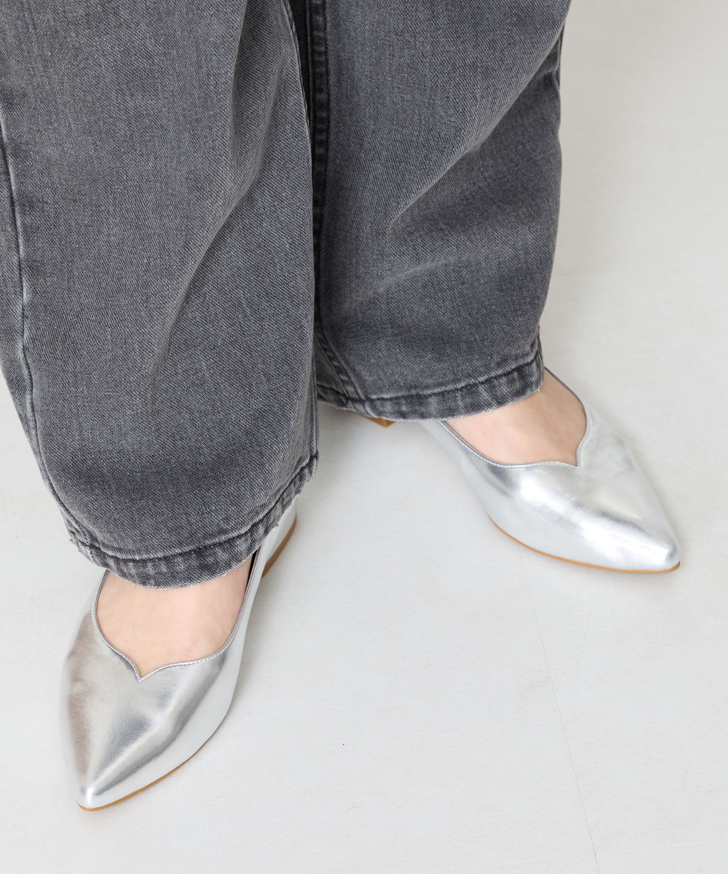 ORiental TRaffic「【WEB限定】スリットカット ポインテッドトゥ ヒール パンプス /55105 通勤 Vカット シンプル」|パンプス|