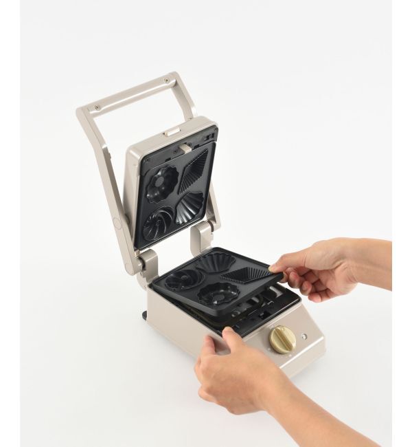 BRUNO「グリルサンドメーカー シングル用ミニケーキプレート」|電化製品|
