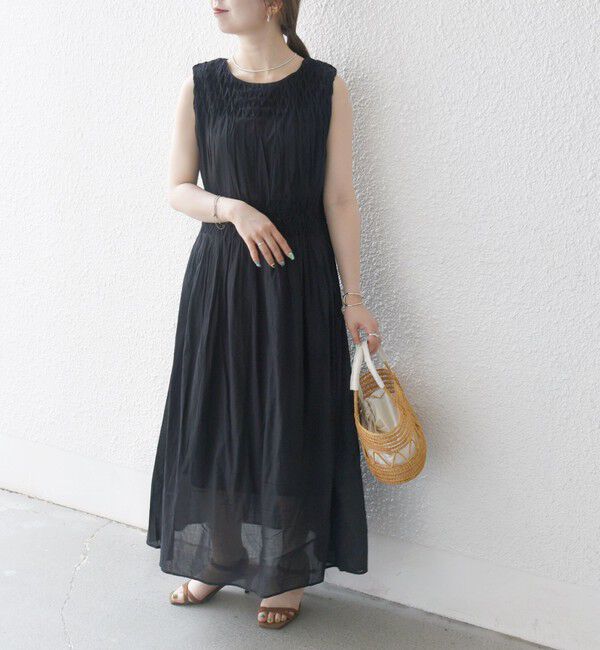 SHIPS any「【WEB限定】SHIPS any: ハンドスモッキング  コットン フレア ノースリーブ ワンピース」|ワンピース|ブラック