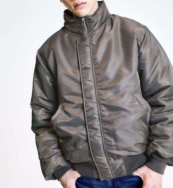 SHIPS「City Ambient Products: スタンドカラー MA-1 ジップアップ ブルゾン」|ブルゾン・スタジャン|