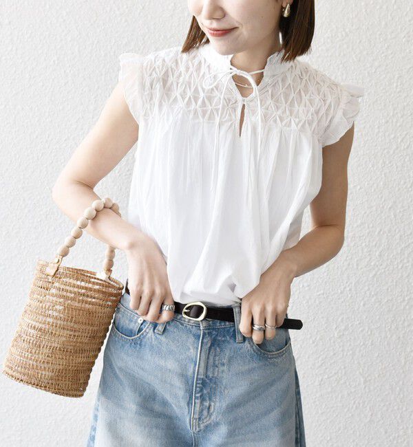 SHIPS any「SHIPS any:〈洗濯機可能〉ハンドスモッキング コットン フリル スタンドカラー ブラウス」|シャツ・ブラウス|